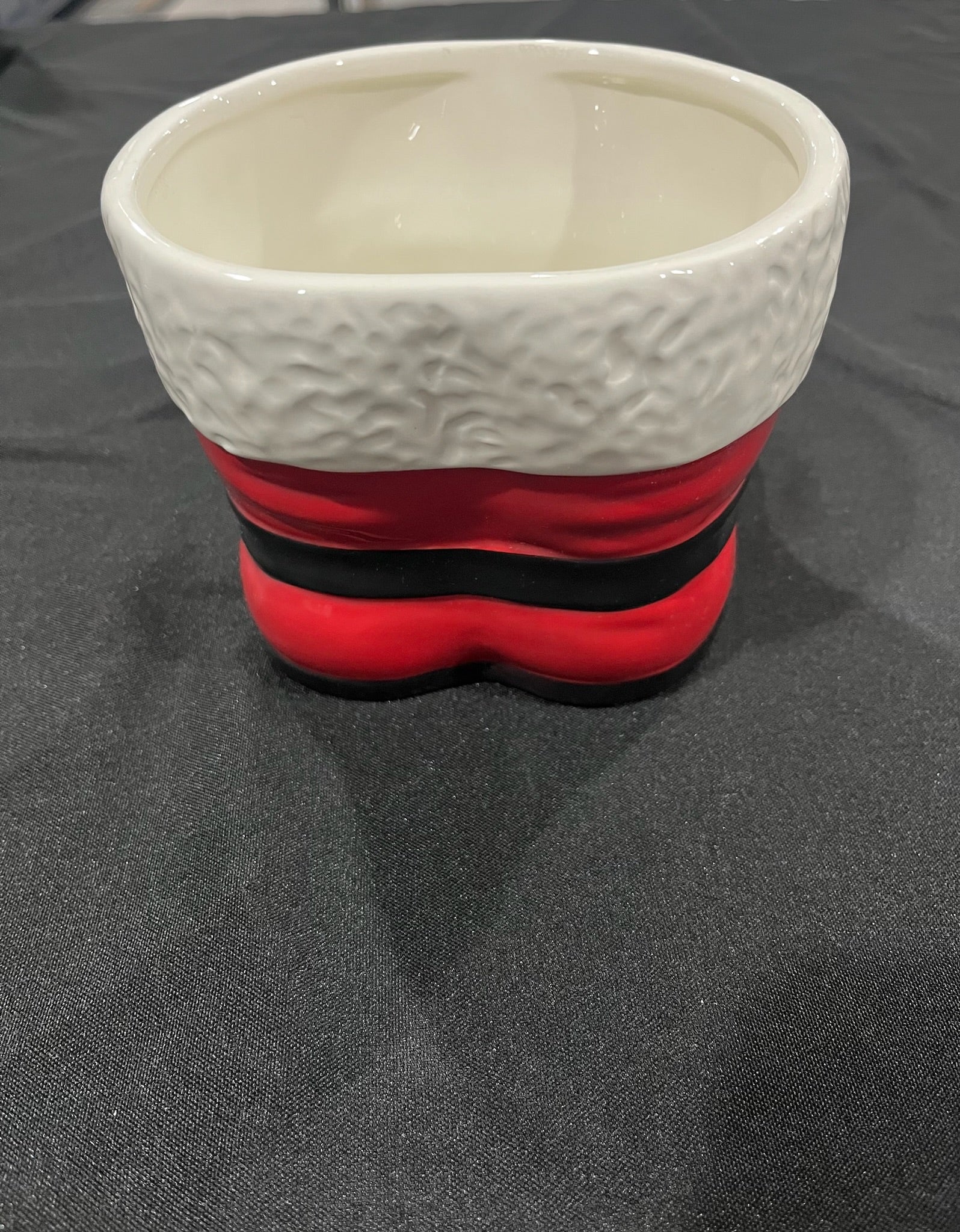 Santa Boots Bowl Vase image 4