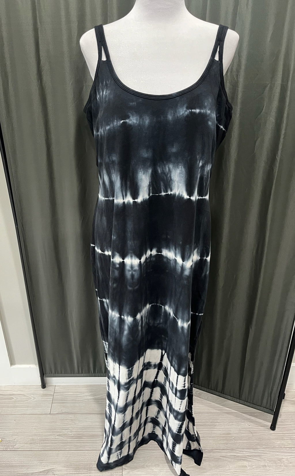 Women’s Black Tie Dye Dress With Attached Bra image 0