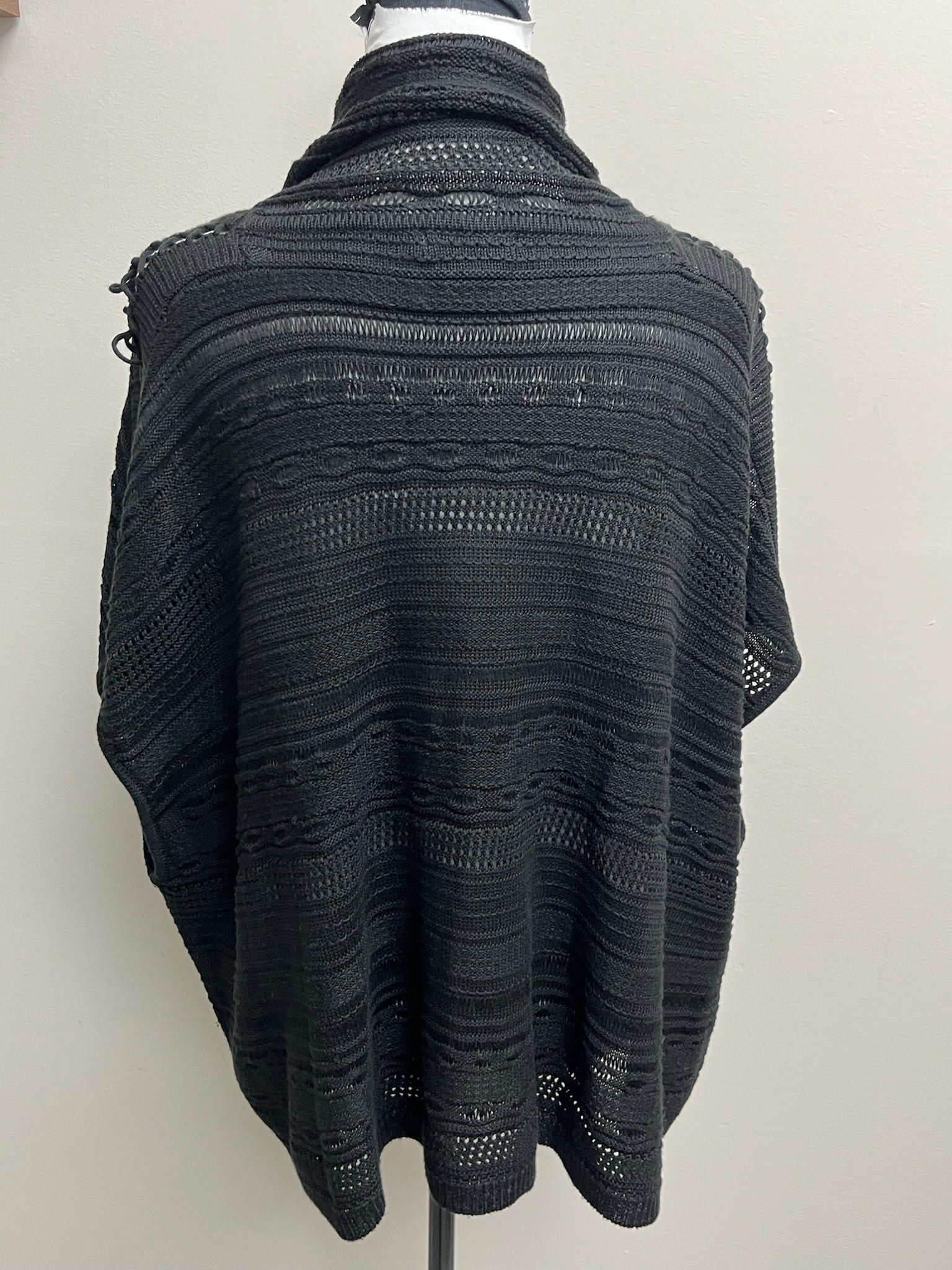 Used Women’s Black Sweater Top