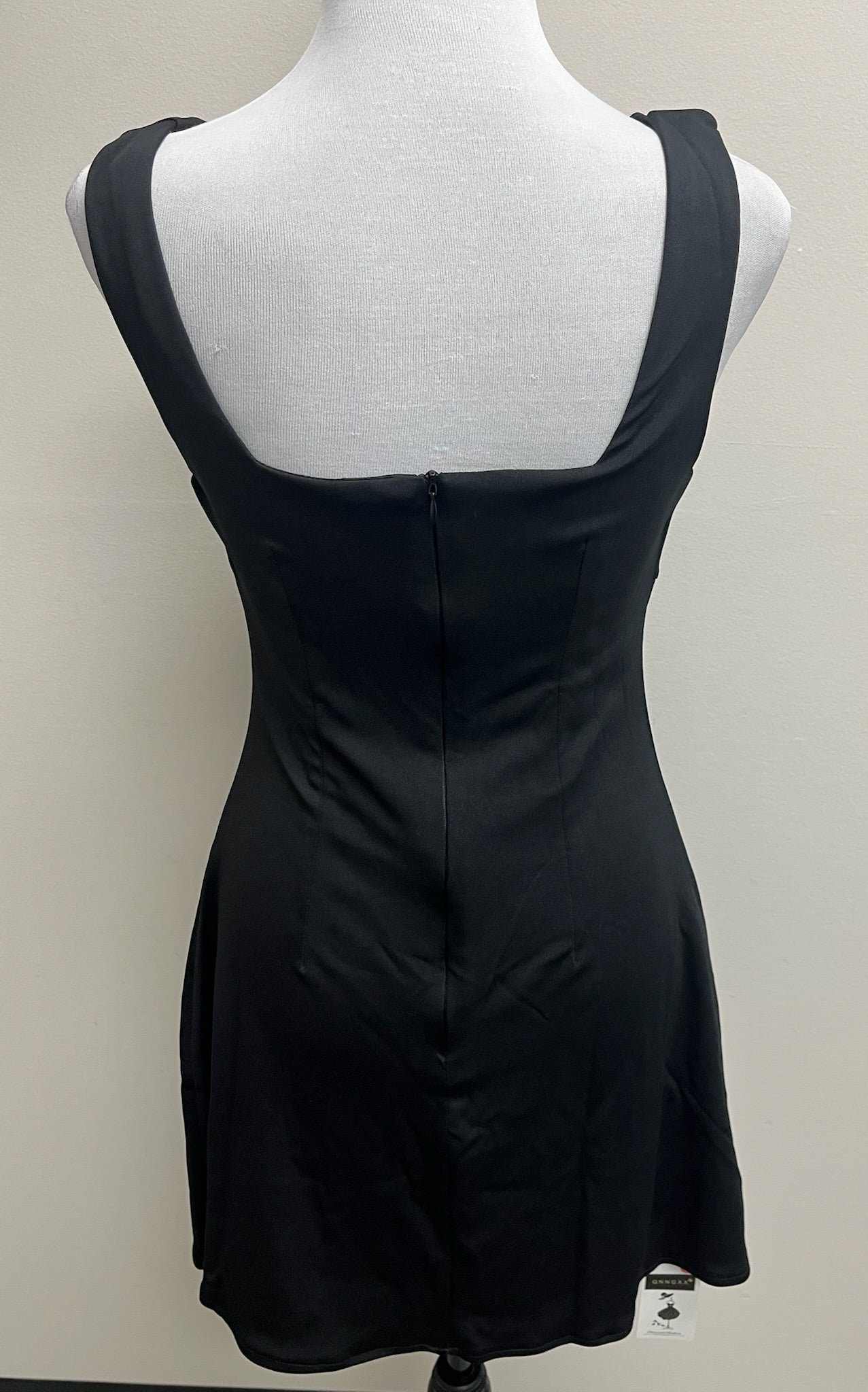 New Women’s Black Cocktail Dress