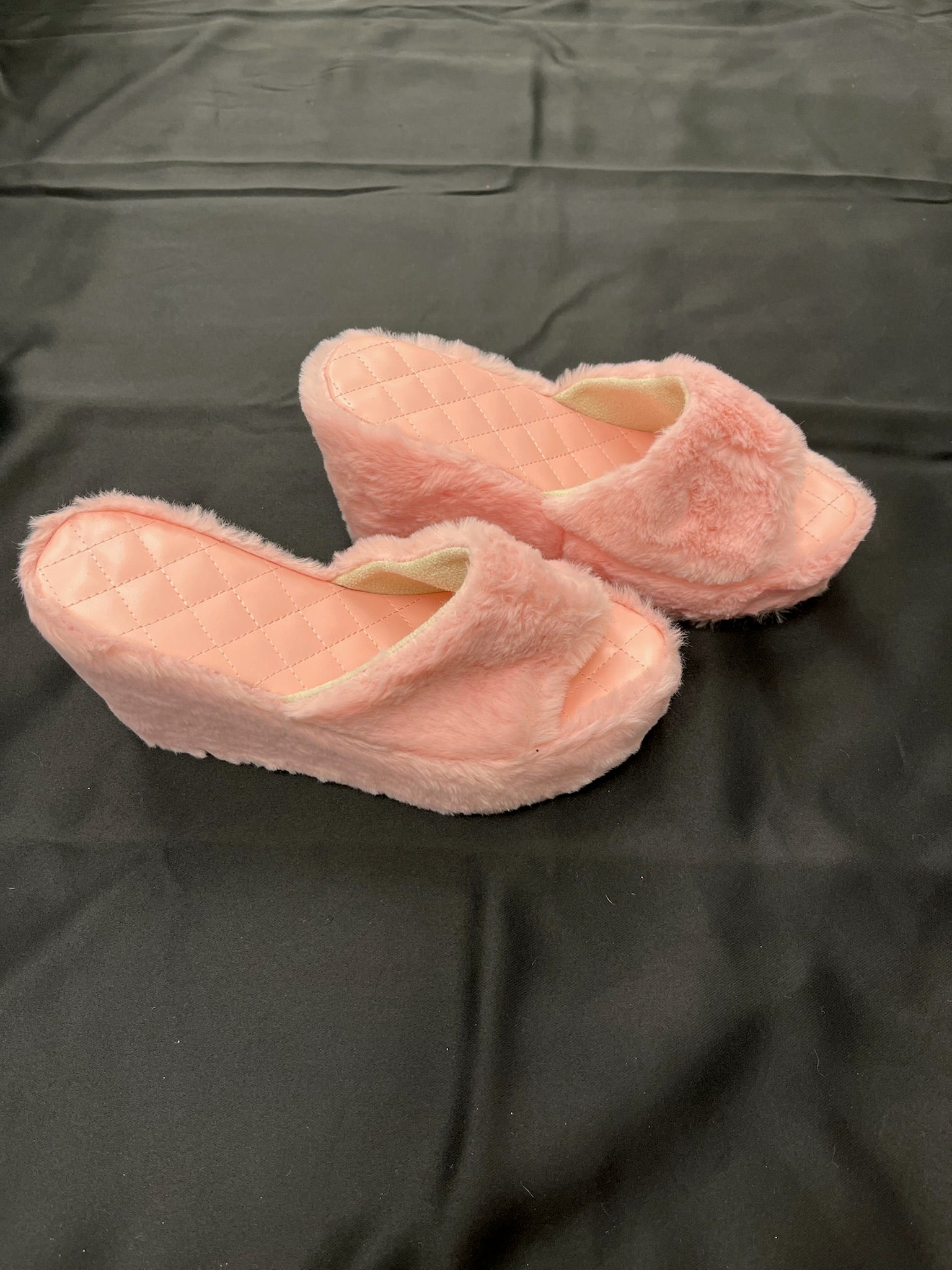 Women’s Pink Fluffy Wedges