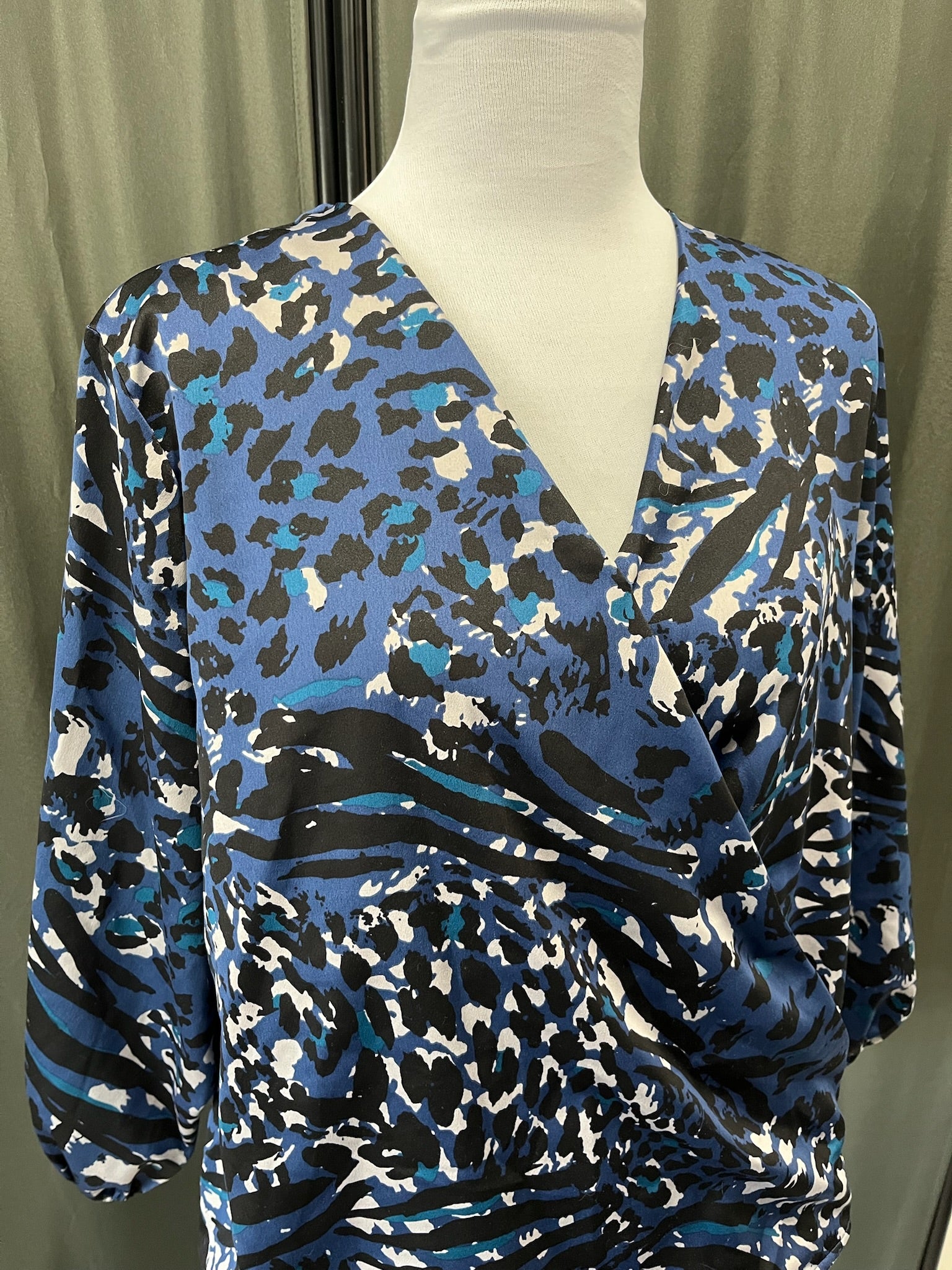 Women’s Blue Work Top