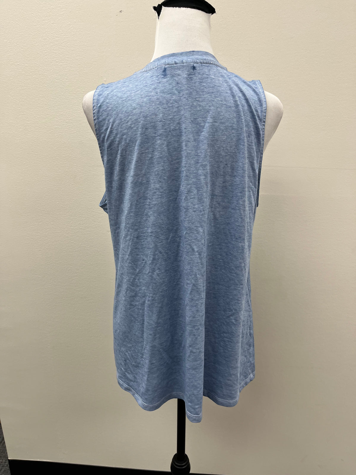 Used Women’s Blue Floral Tank Top
