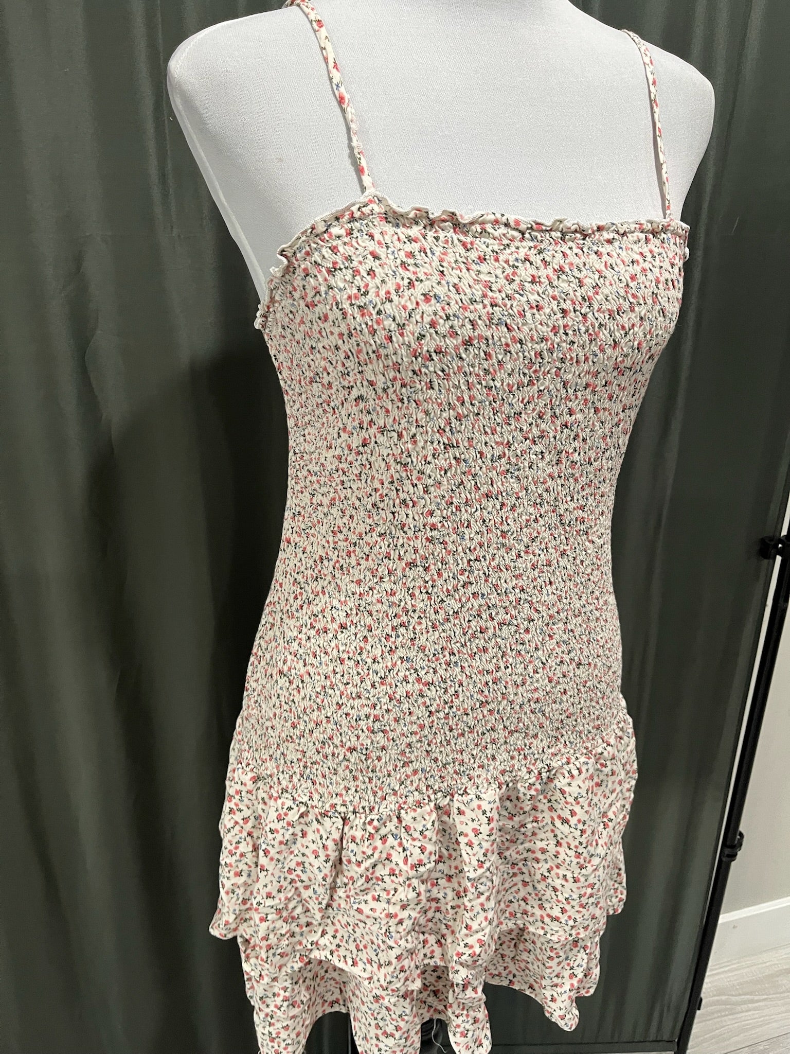 Women’s Floral Dress image 1