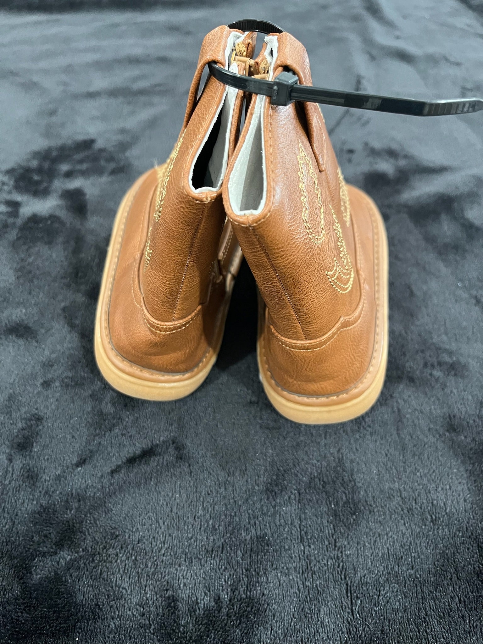 Boys Squeaky Brown Boots image 2