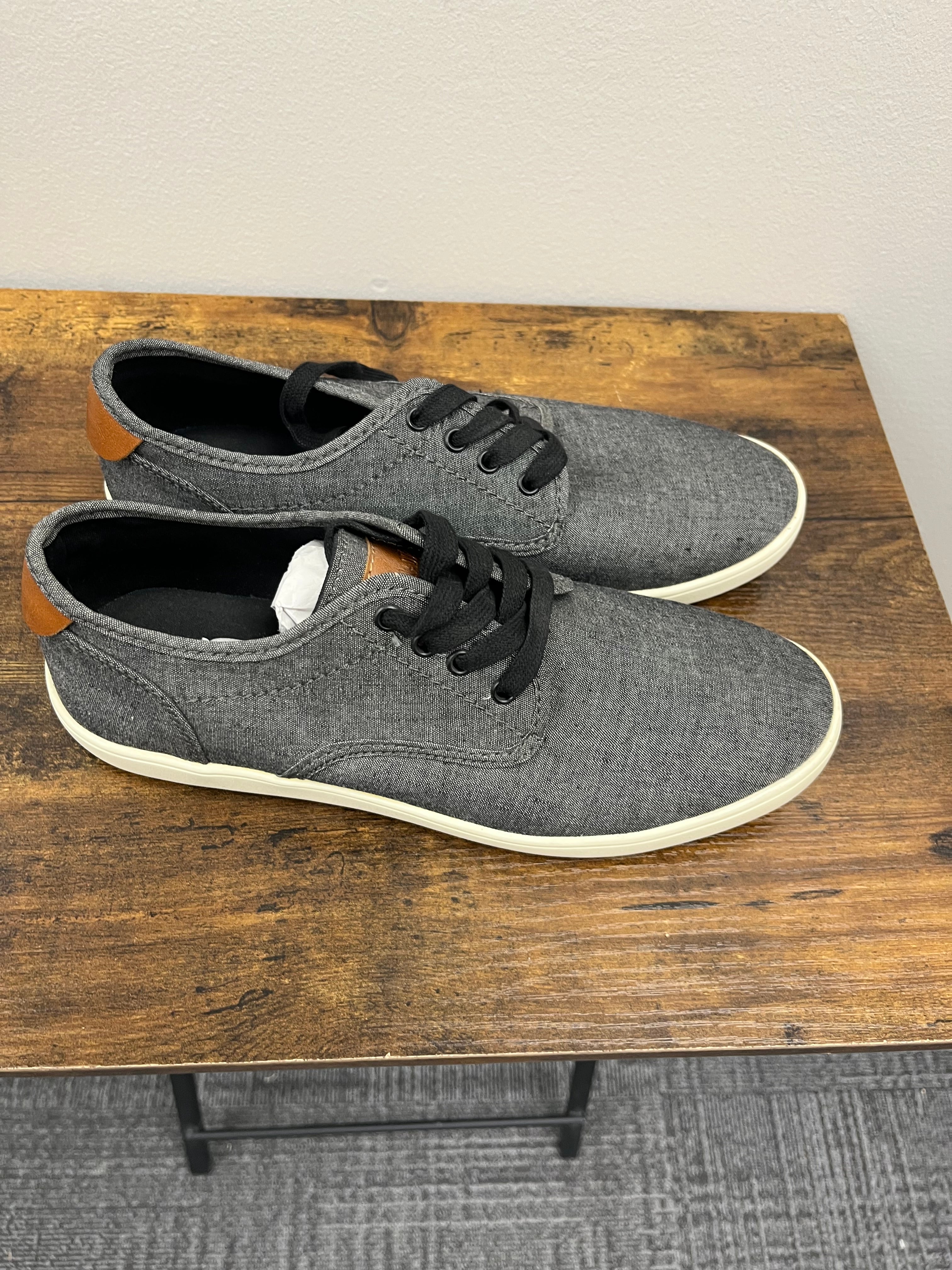 New Men’s Grey Sneakers