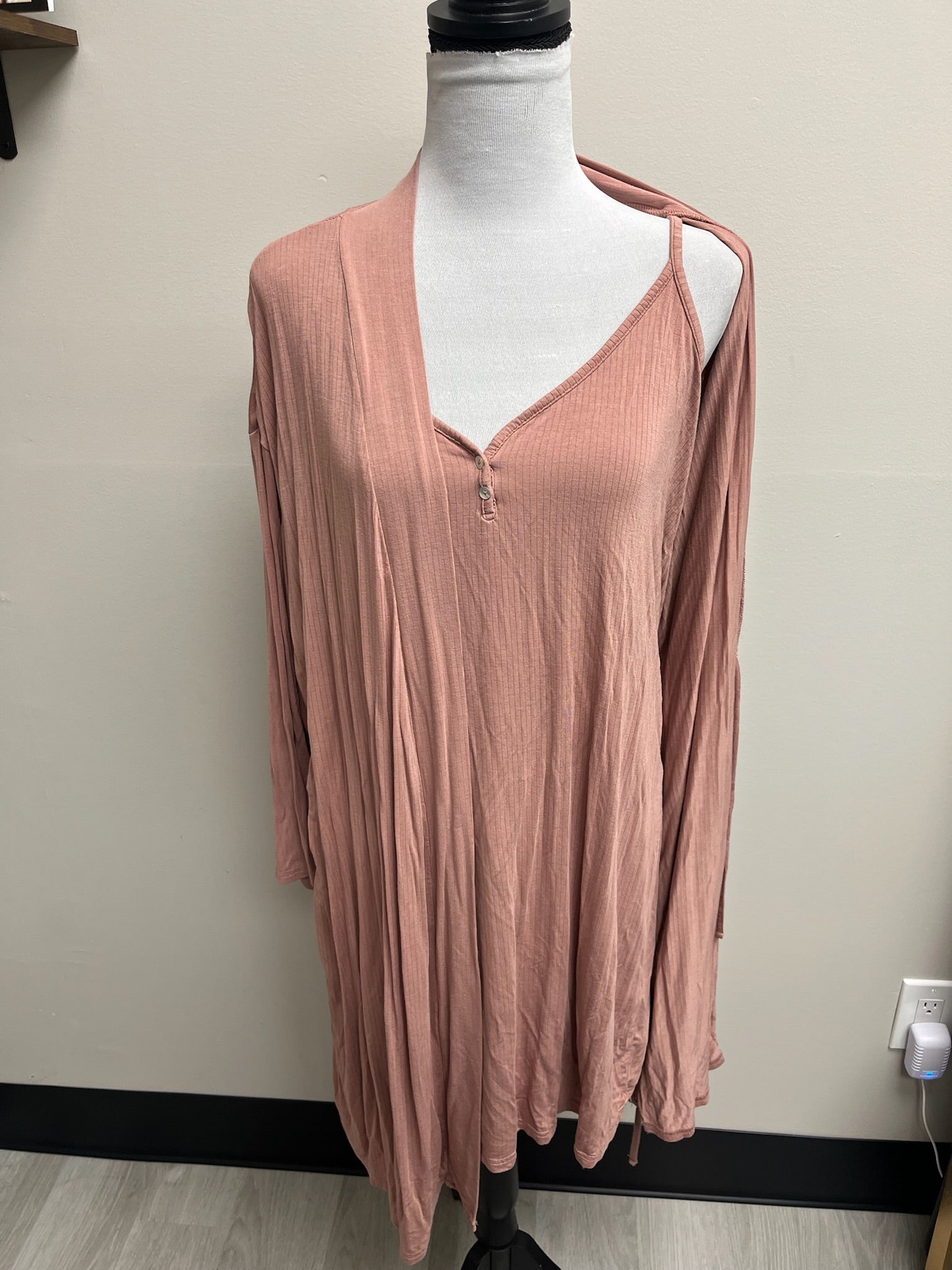 Two Piece Woman’s Pink Blush Robe Set