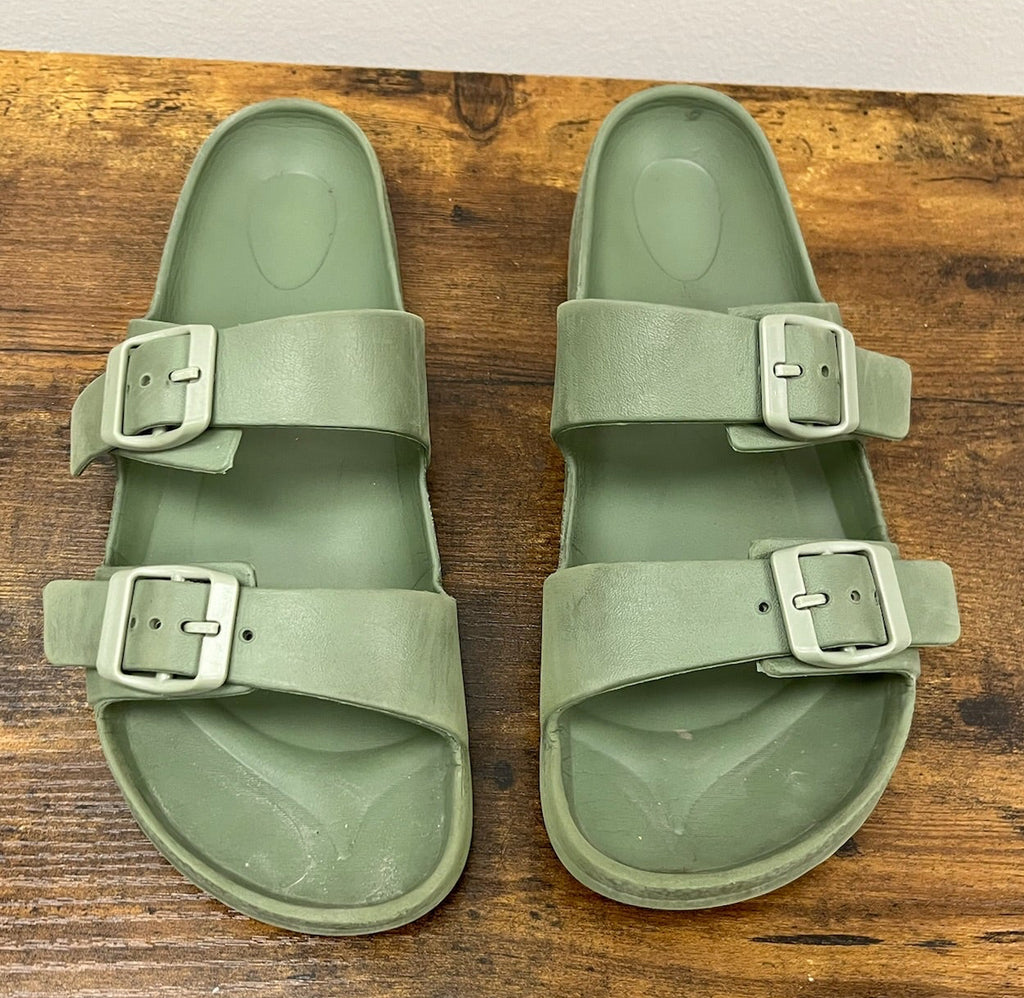 Used Women’s Green Sandals