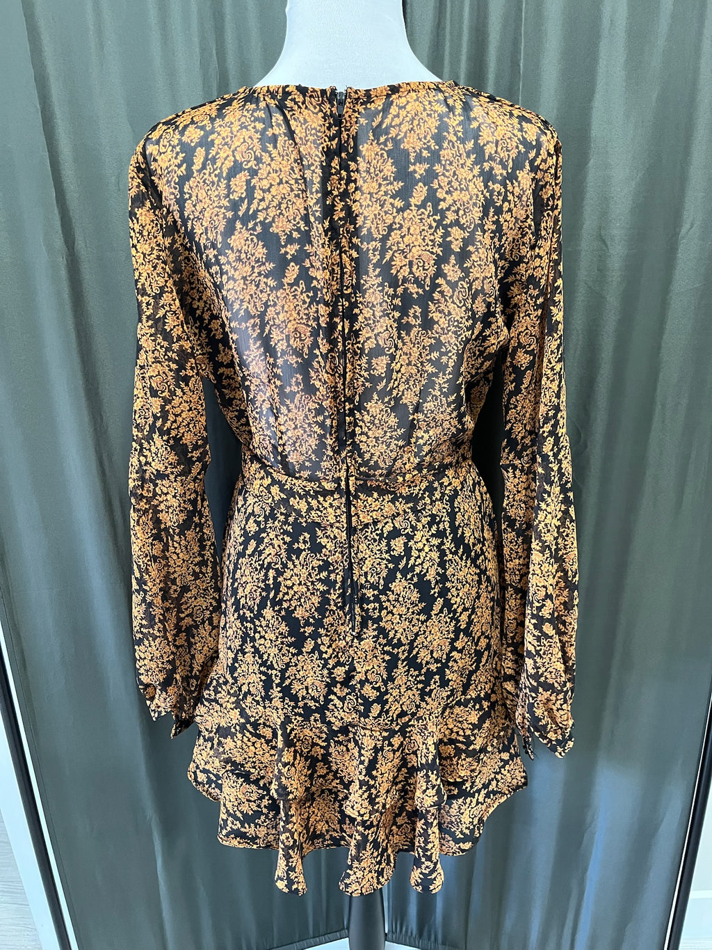 Women’s Dress image 2