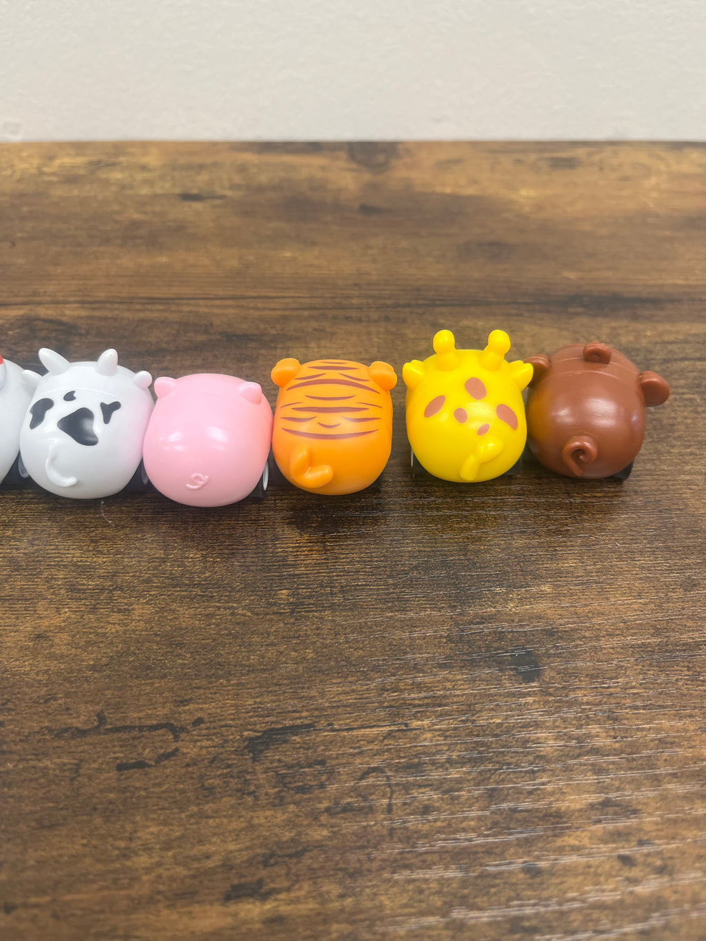 New 6 pack Mini Animals on Wheels