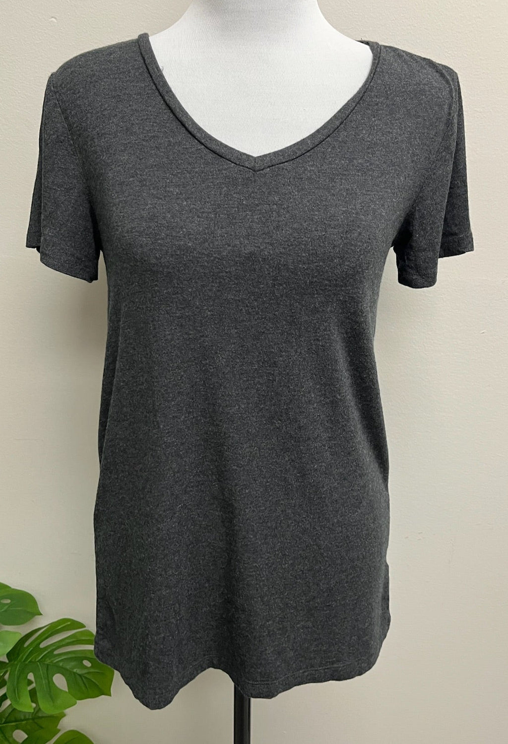 Used Women’s Grey Shirt