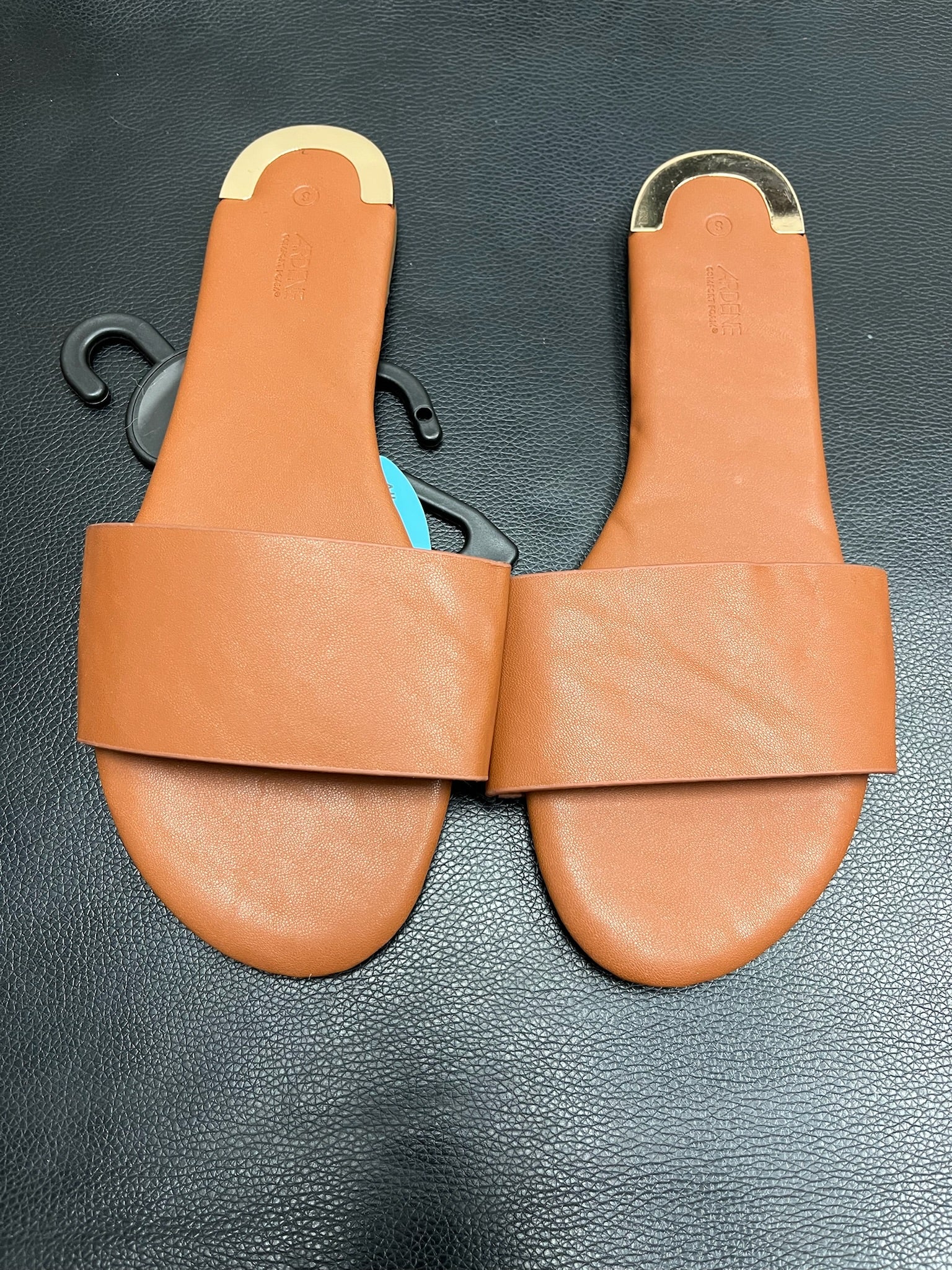 Women’s Tan Sandals