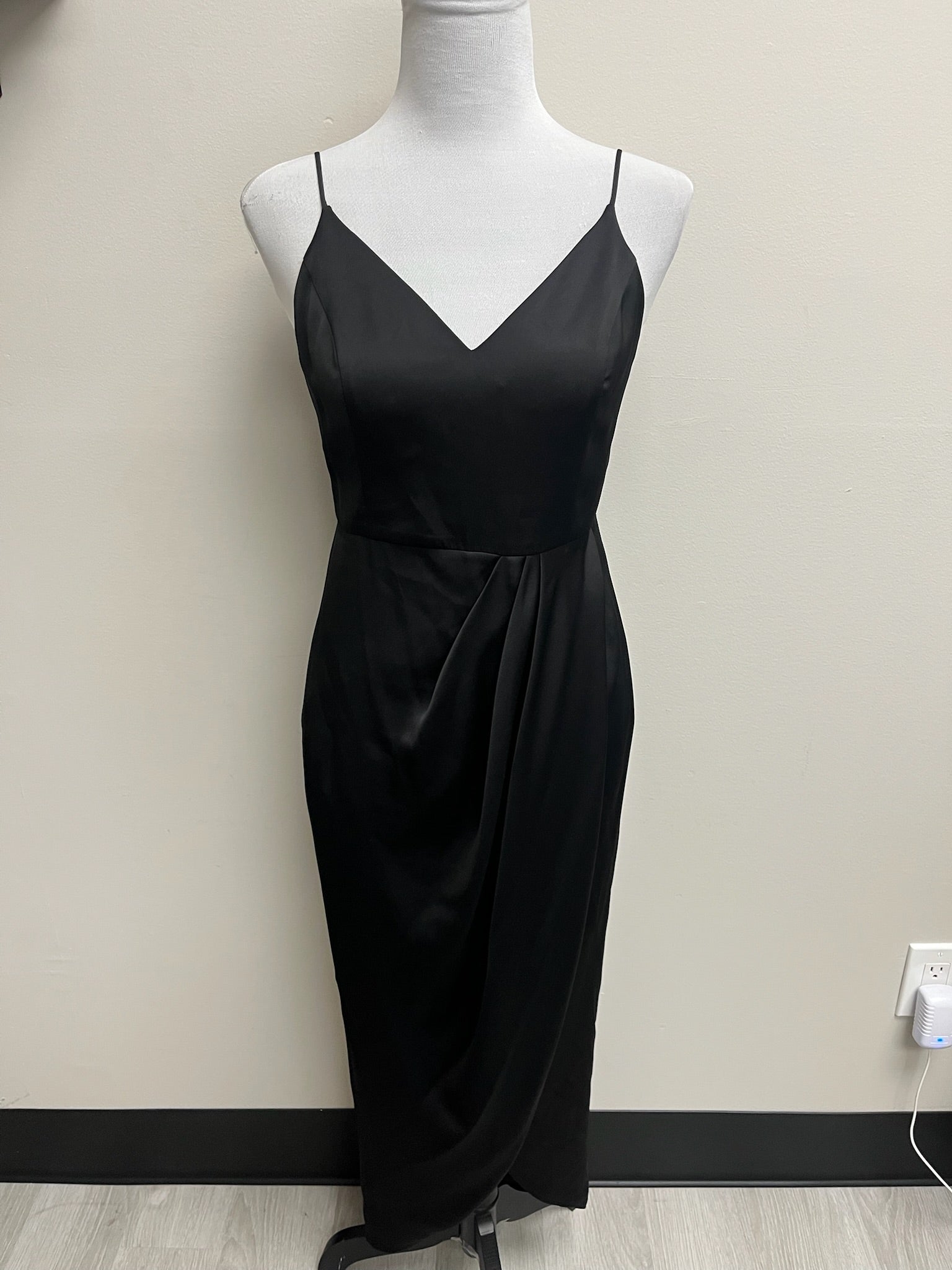 Used Women’s Black Cocktail Dress