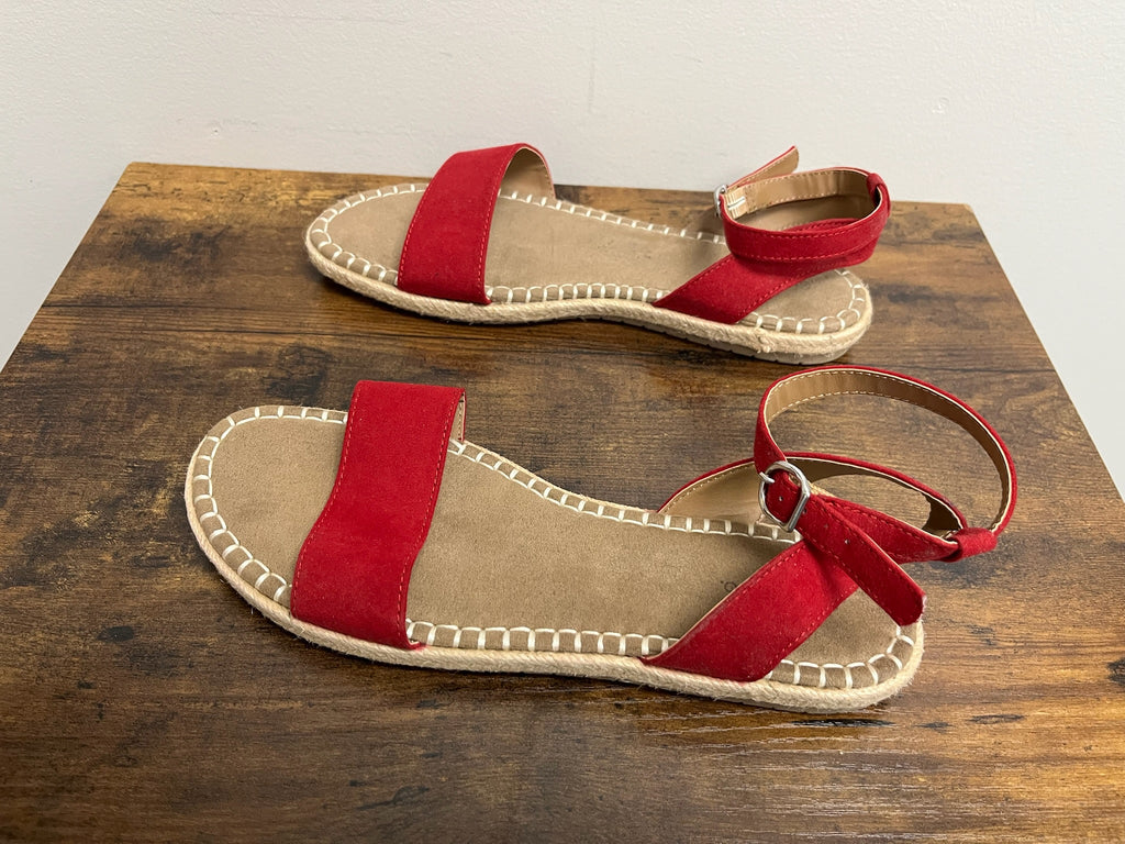 Used Women’s Red Sandals