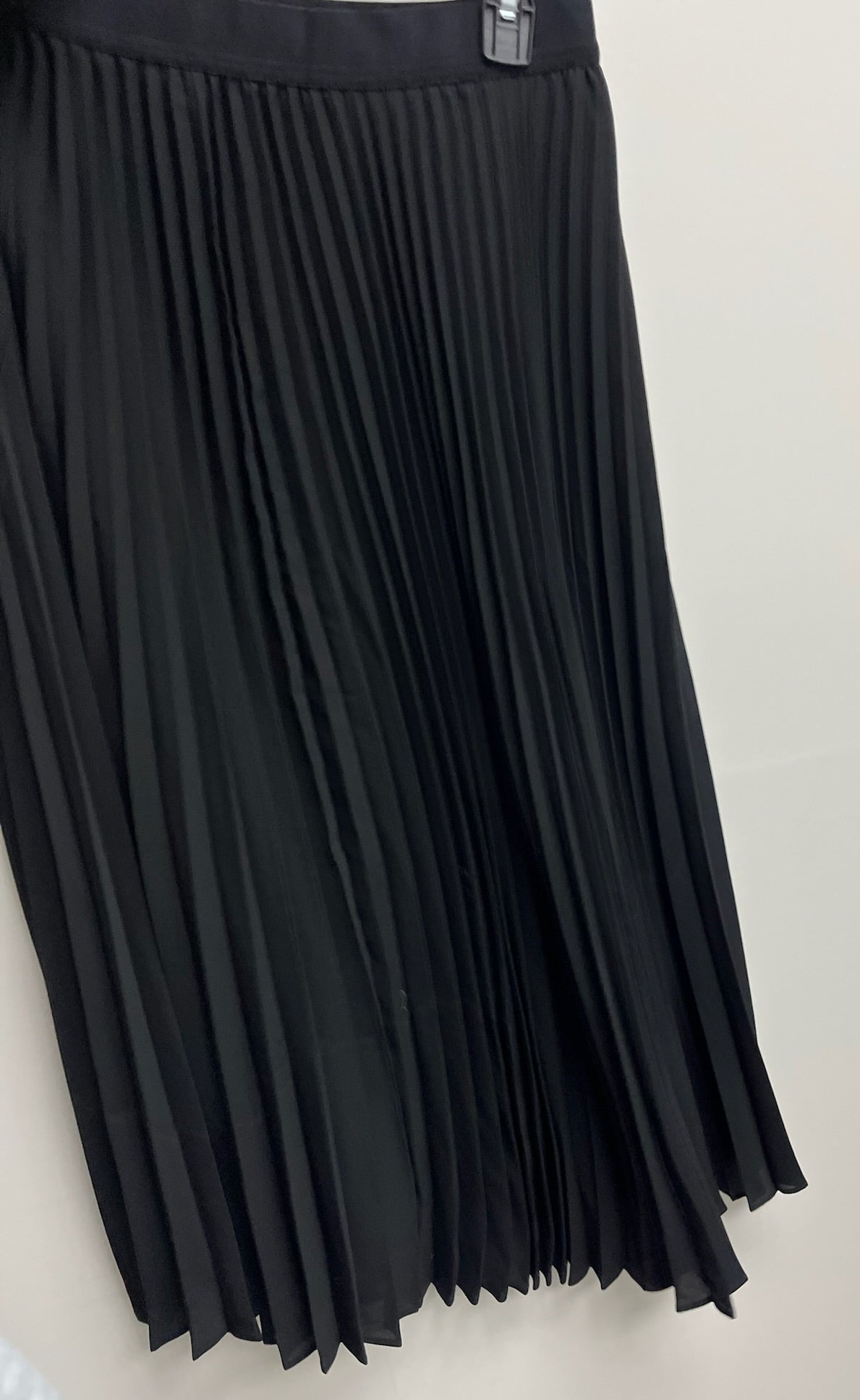 Used Women’s Black Skirt