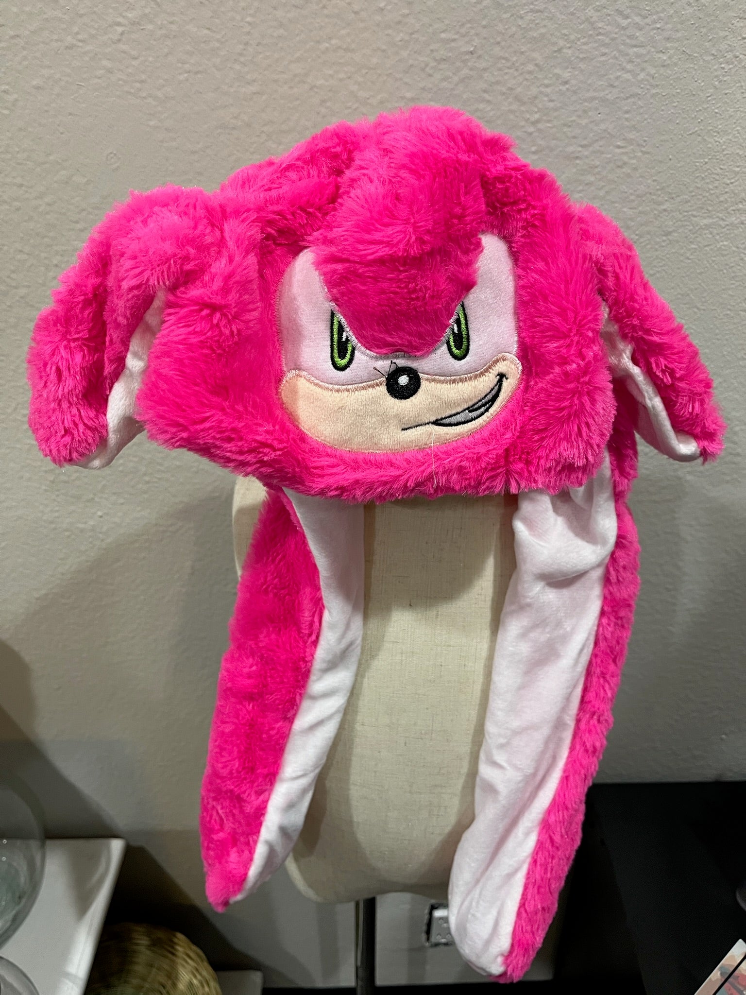Children’s Sonic Hat With Flip Ear Feature