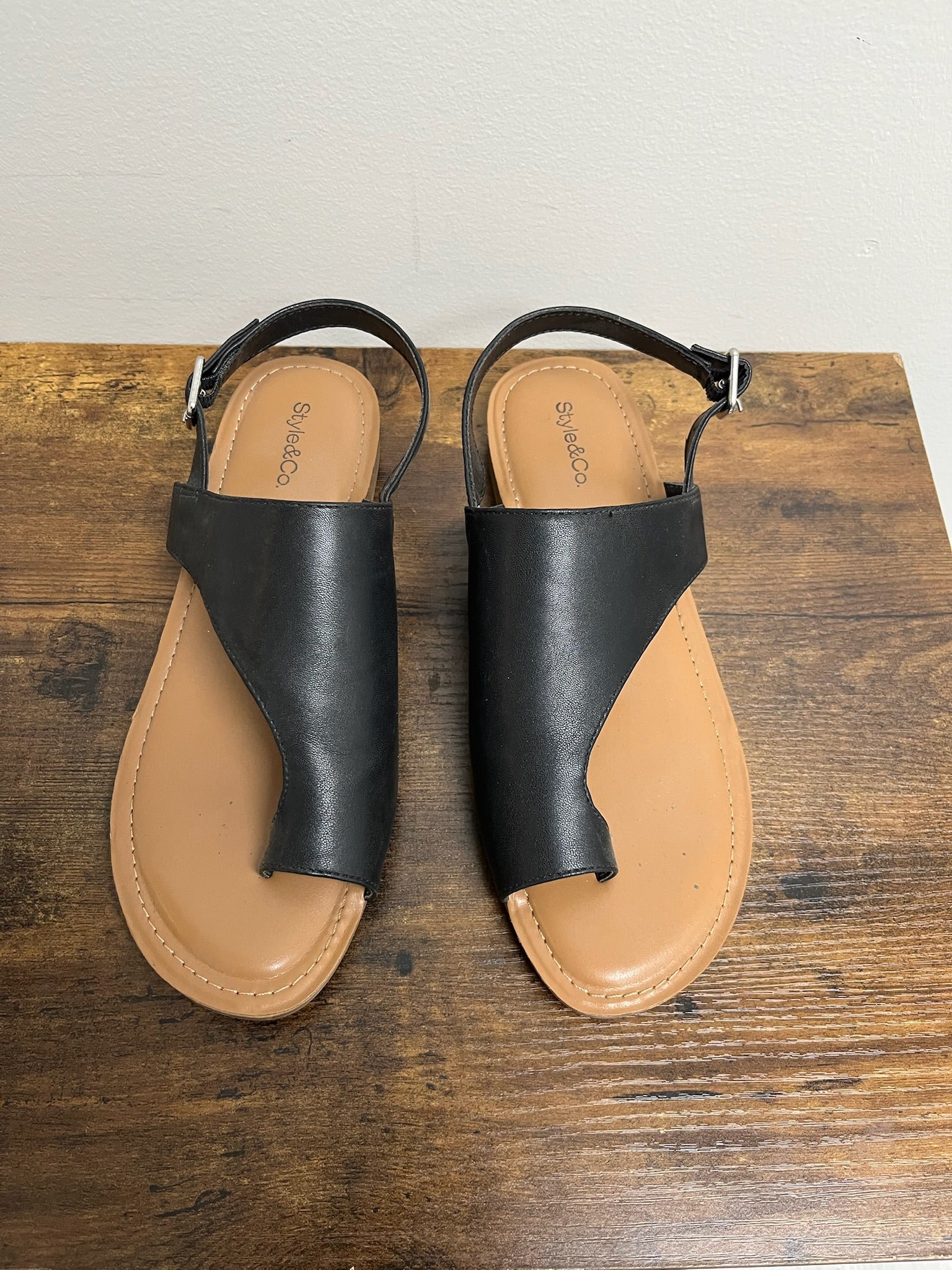 Used Women’s Black Sandals