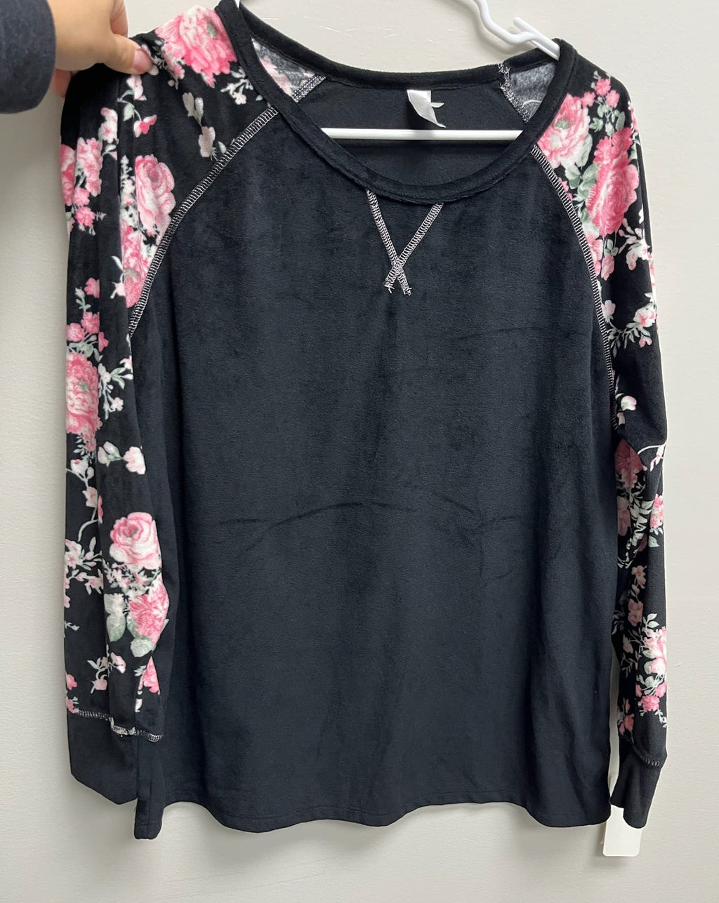 New Women’s 2 Piece Floral Set