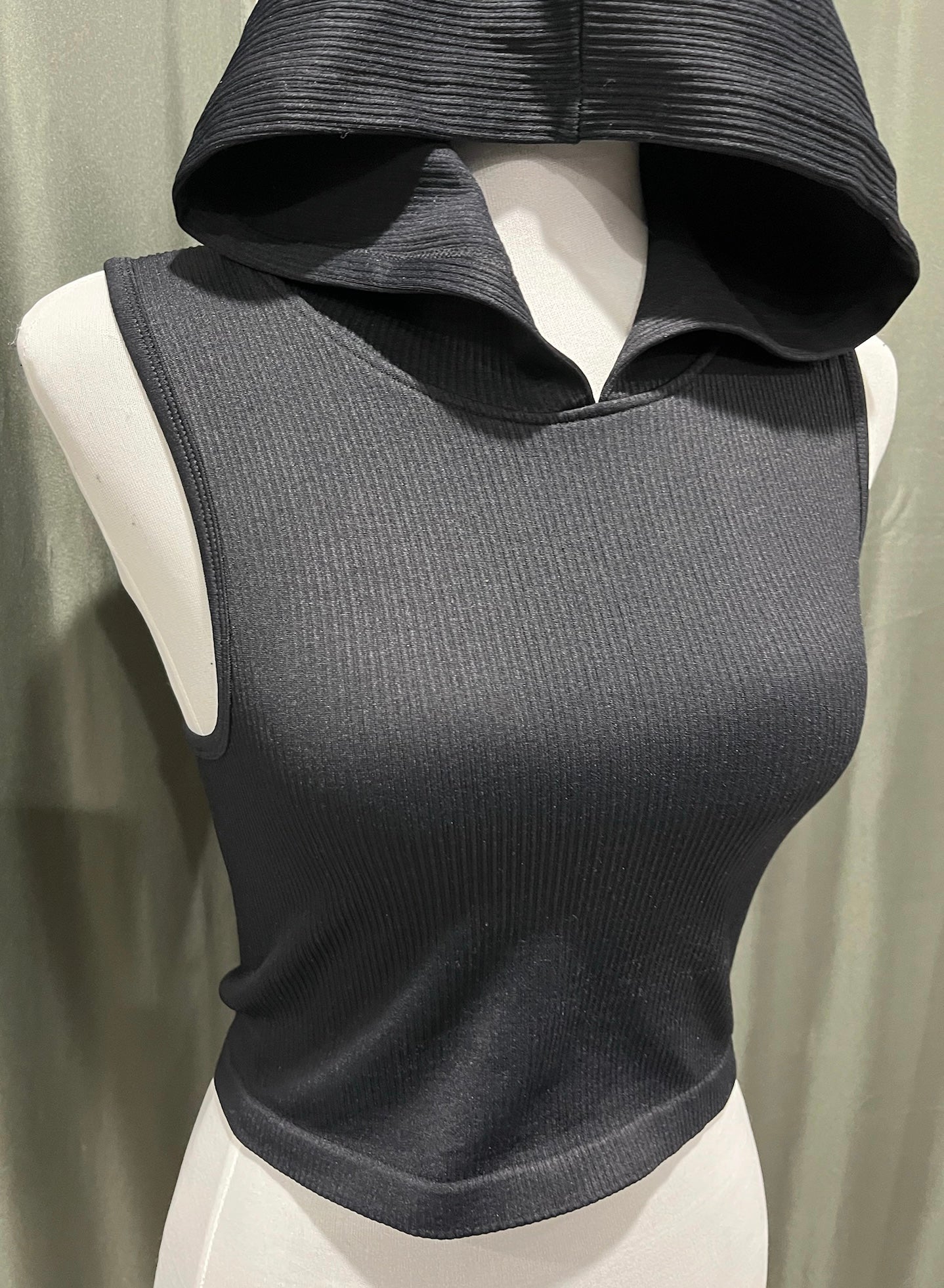 Black Crop Top Tank With Hoodie image 1