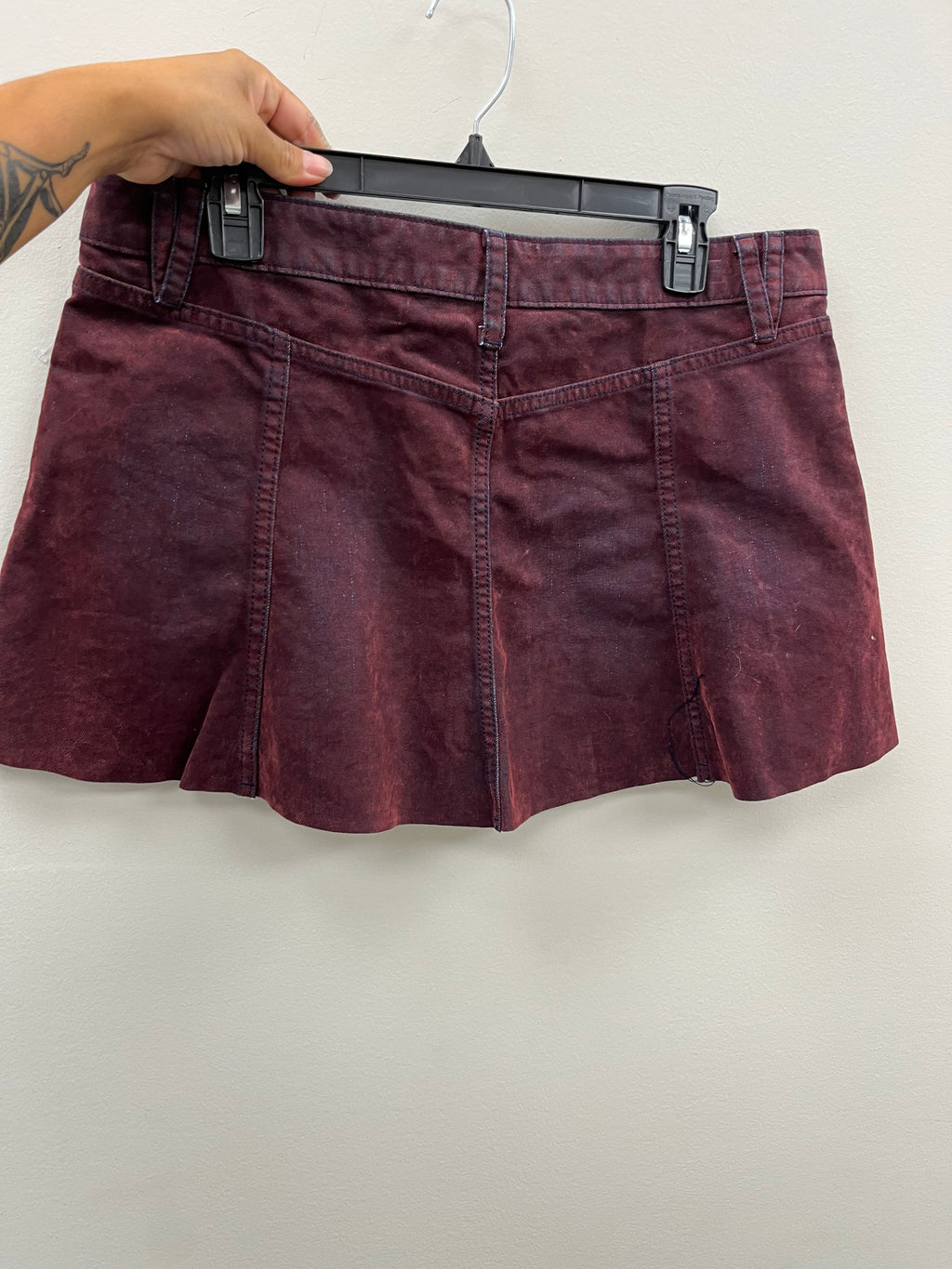 New Women’s Burgundy Skirt