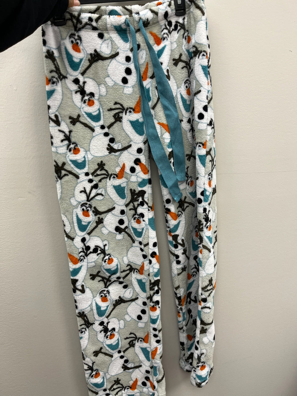 Used Women’s Frozen Olaf Pajama Pants