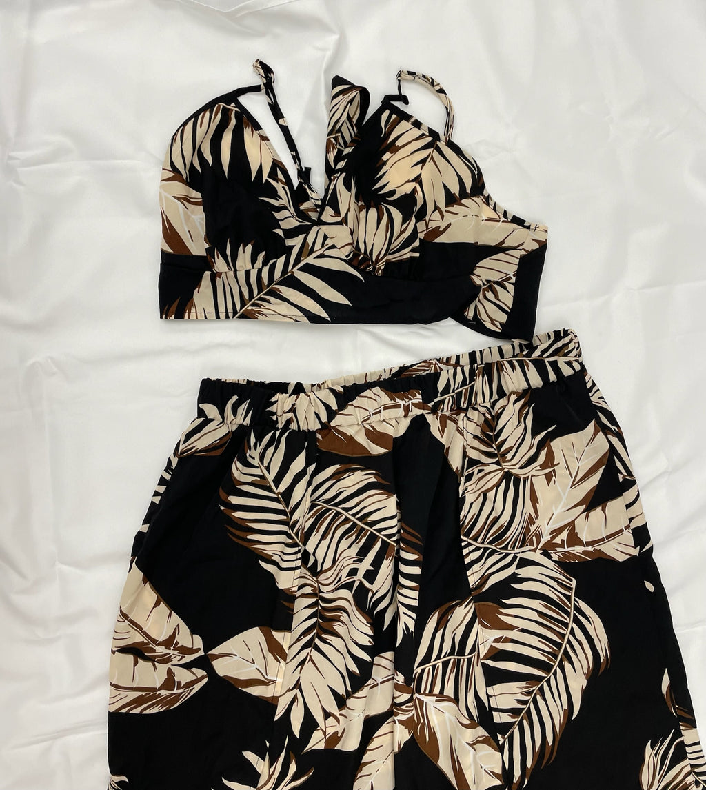 Women’s Two Piece Floral Crop Top & Skirt Set