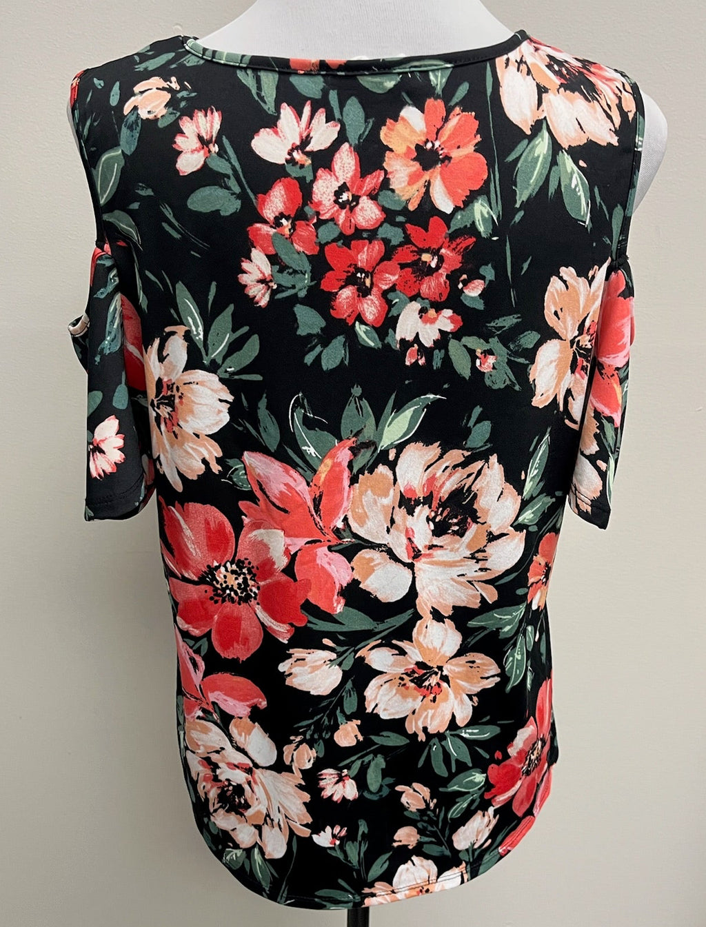 Used Women’s Floral Top