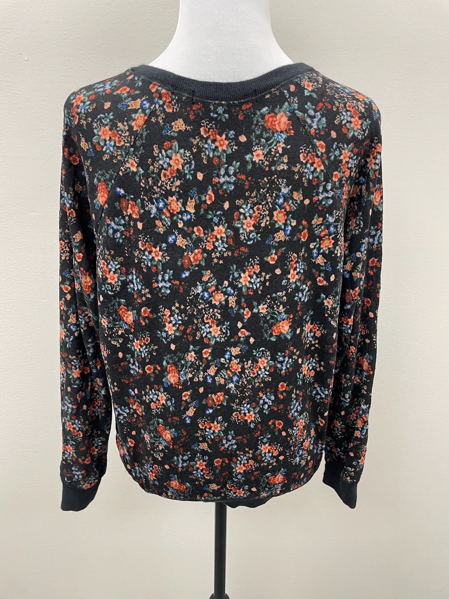 Women’s Floral Sweater Shirt