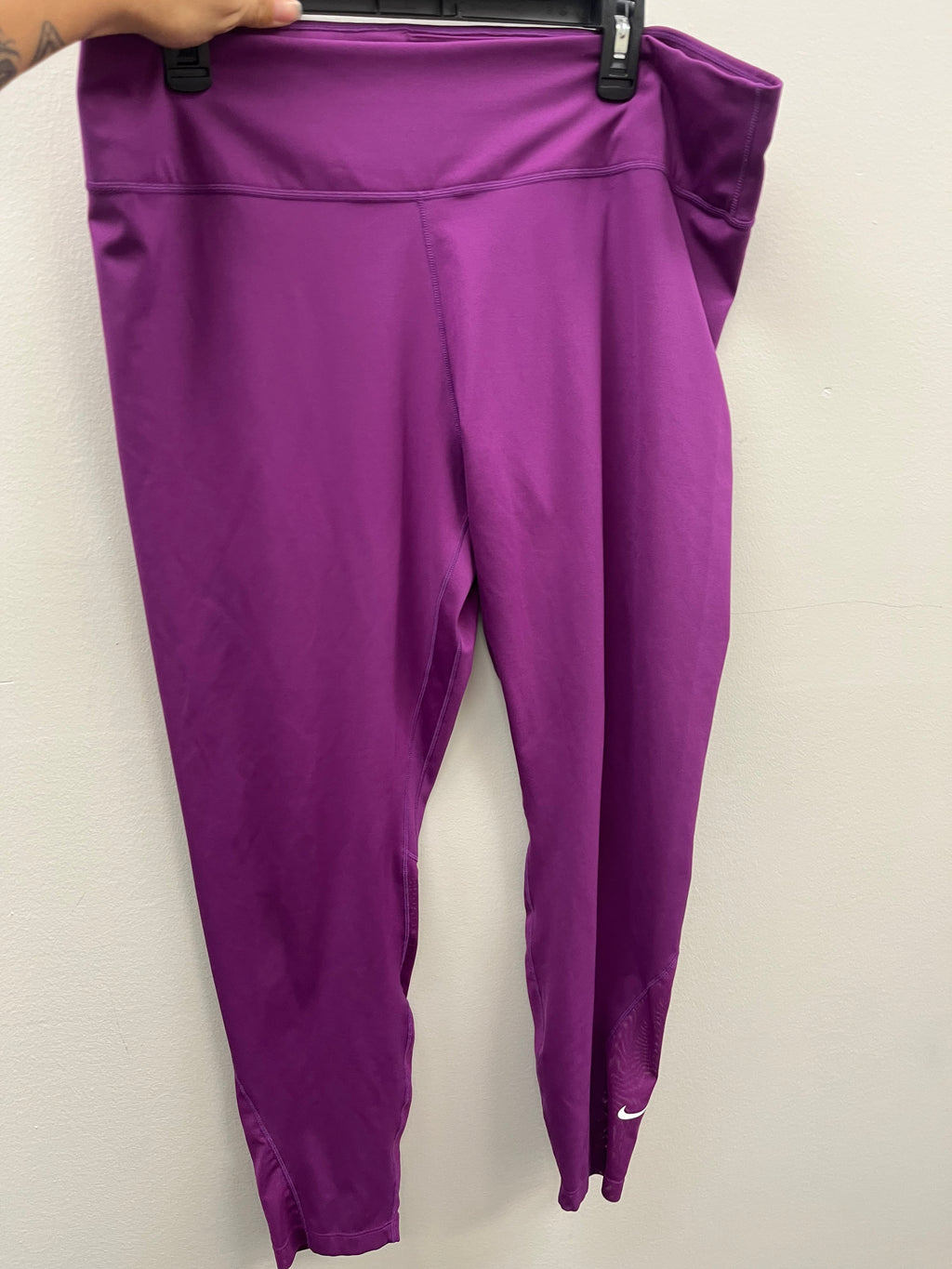 Used Women’s Purple Athletic Pants