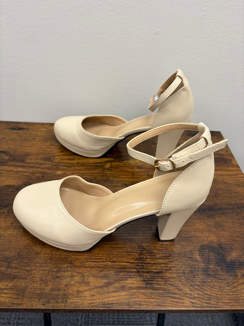 New Women’s Beige Heels