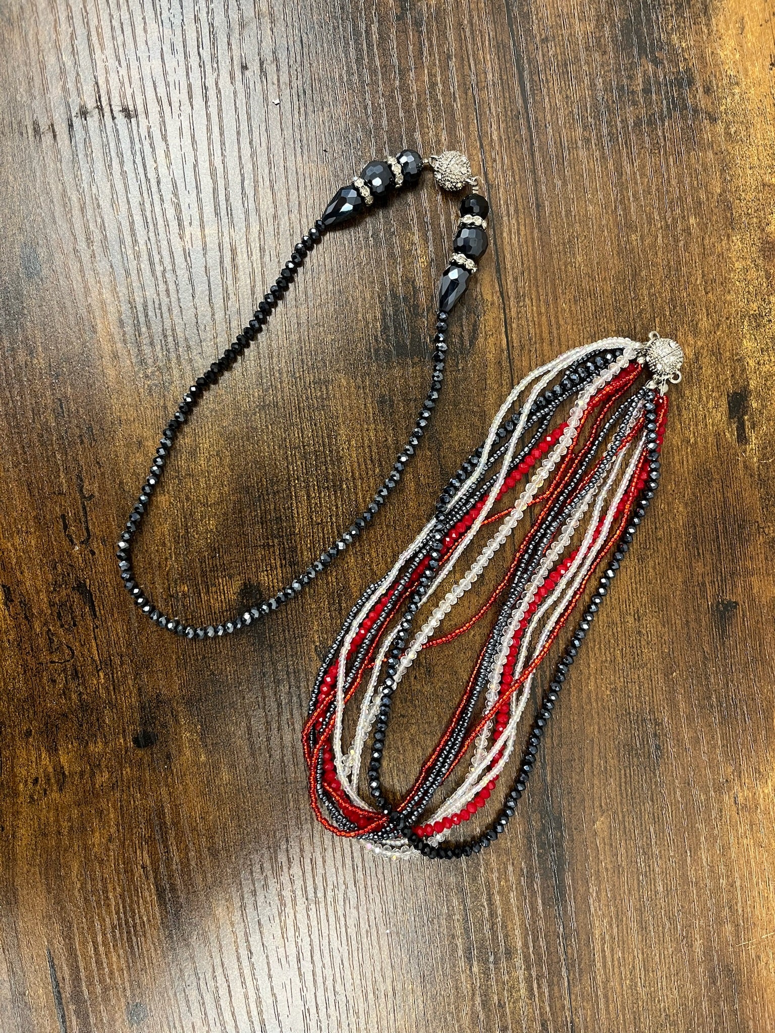 Used Two Piece Magnetic Necklace With Two Ways To Wear