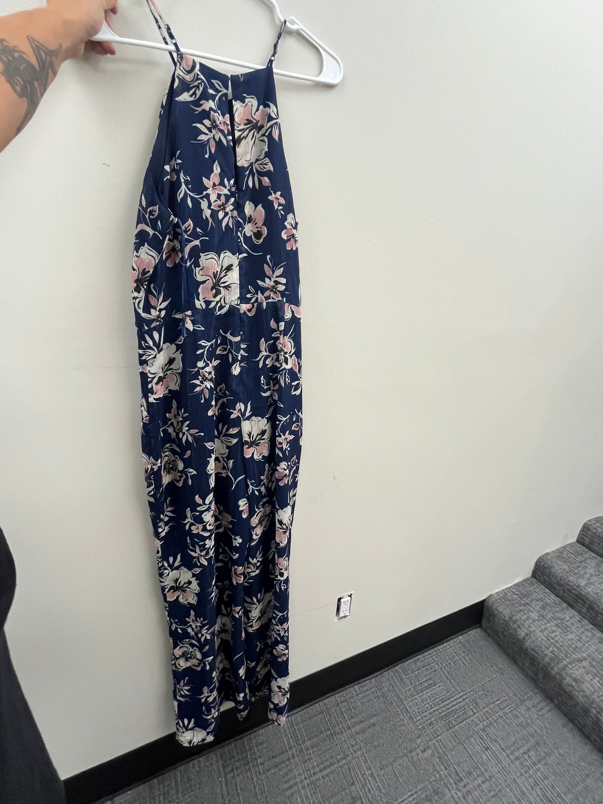 Used Women’s Blue Floral Jumpsuit