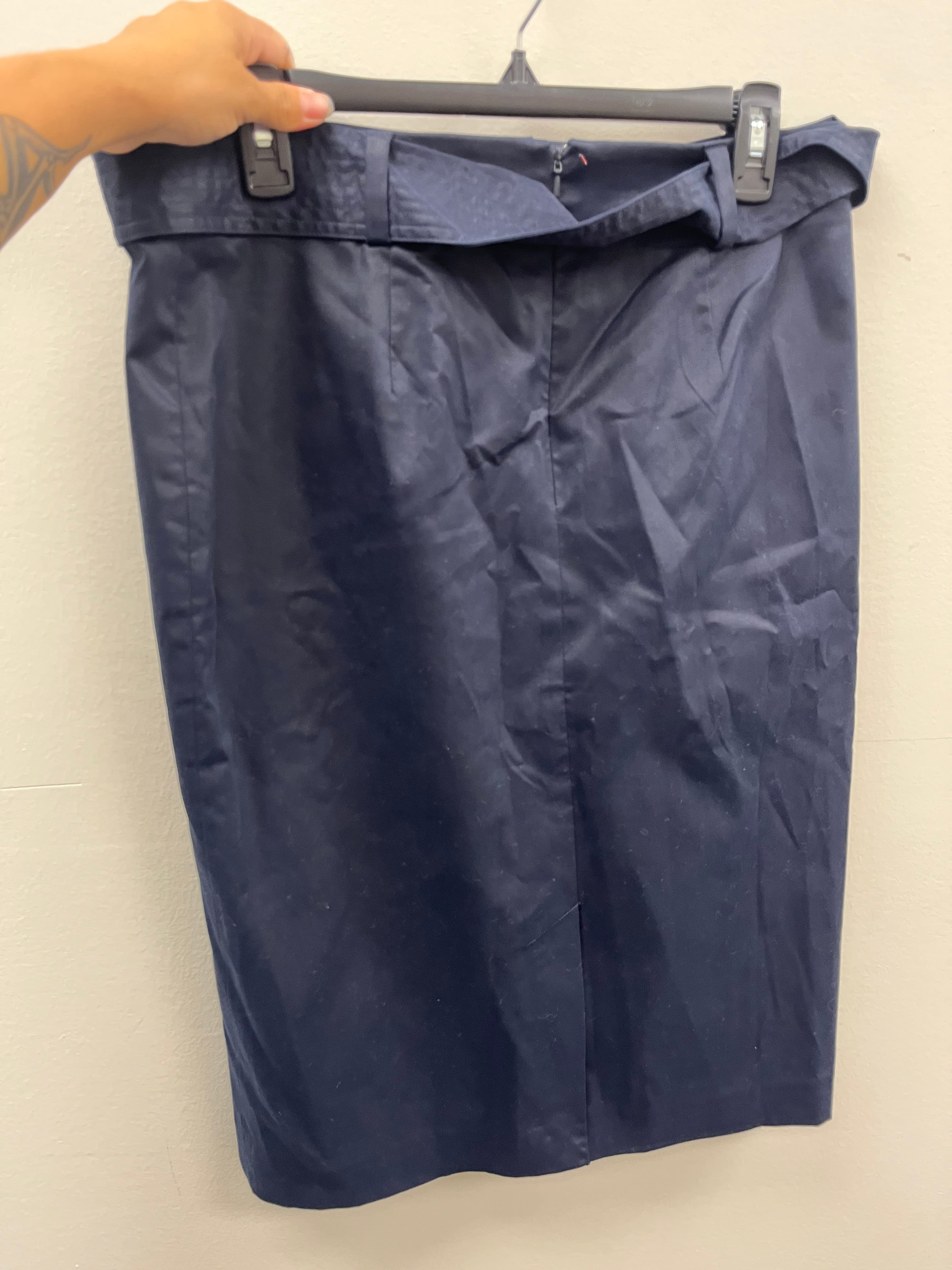 Used Women’s Blue Skirt