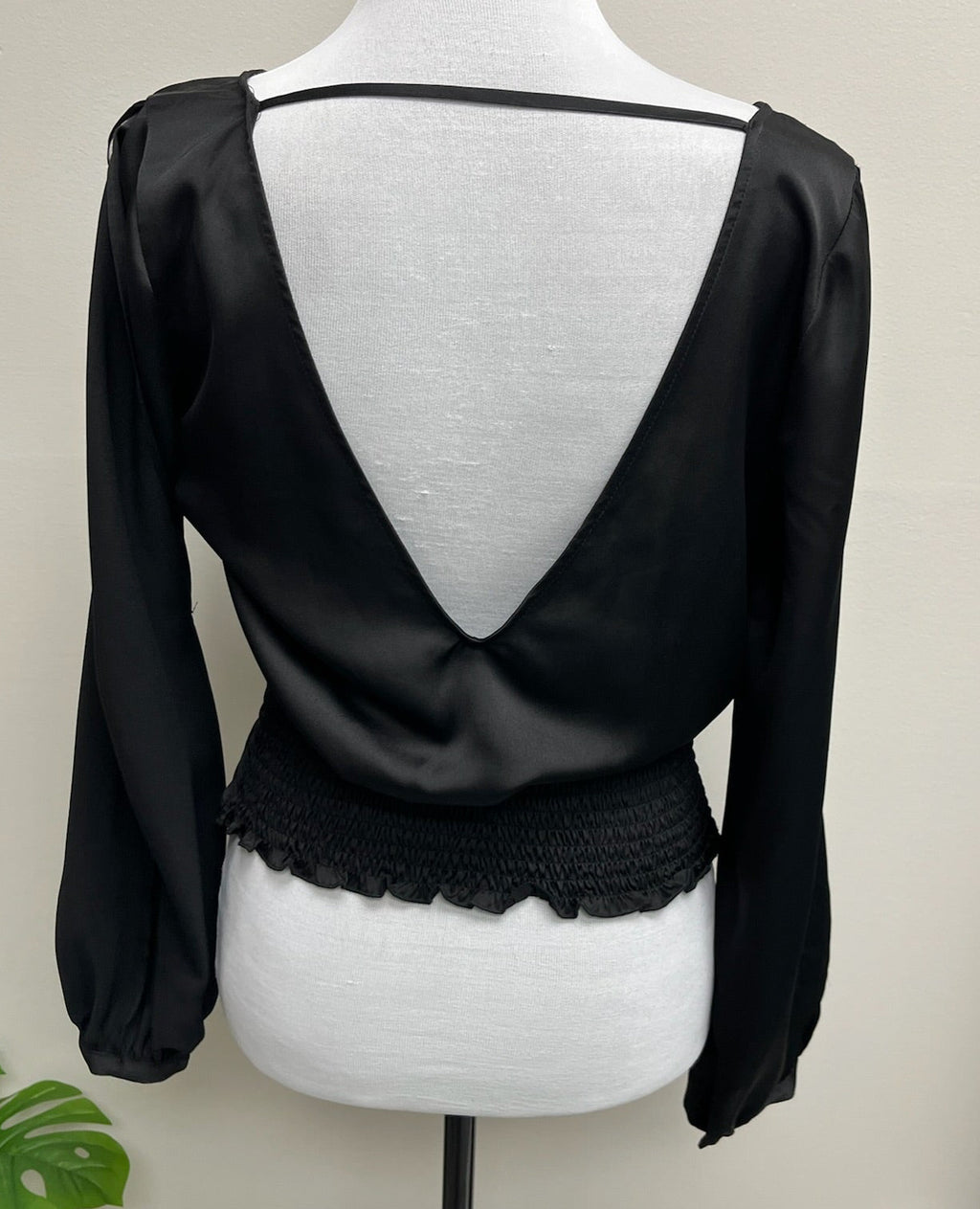 Used Women’s Black Peek A Boo Arms Shirt