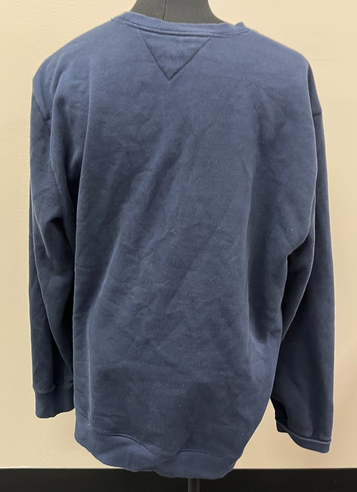 Used Men’s Blue Sweater Shirt