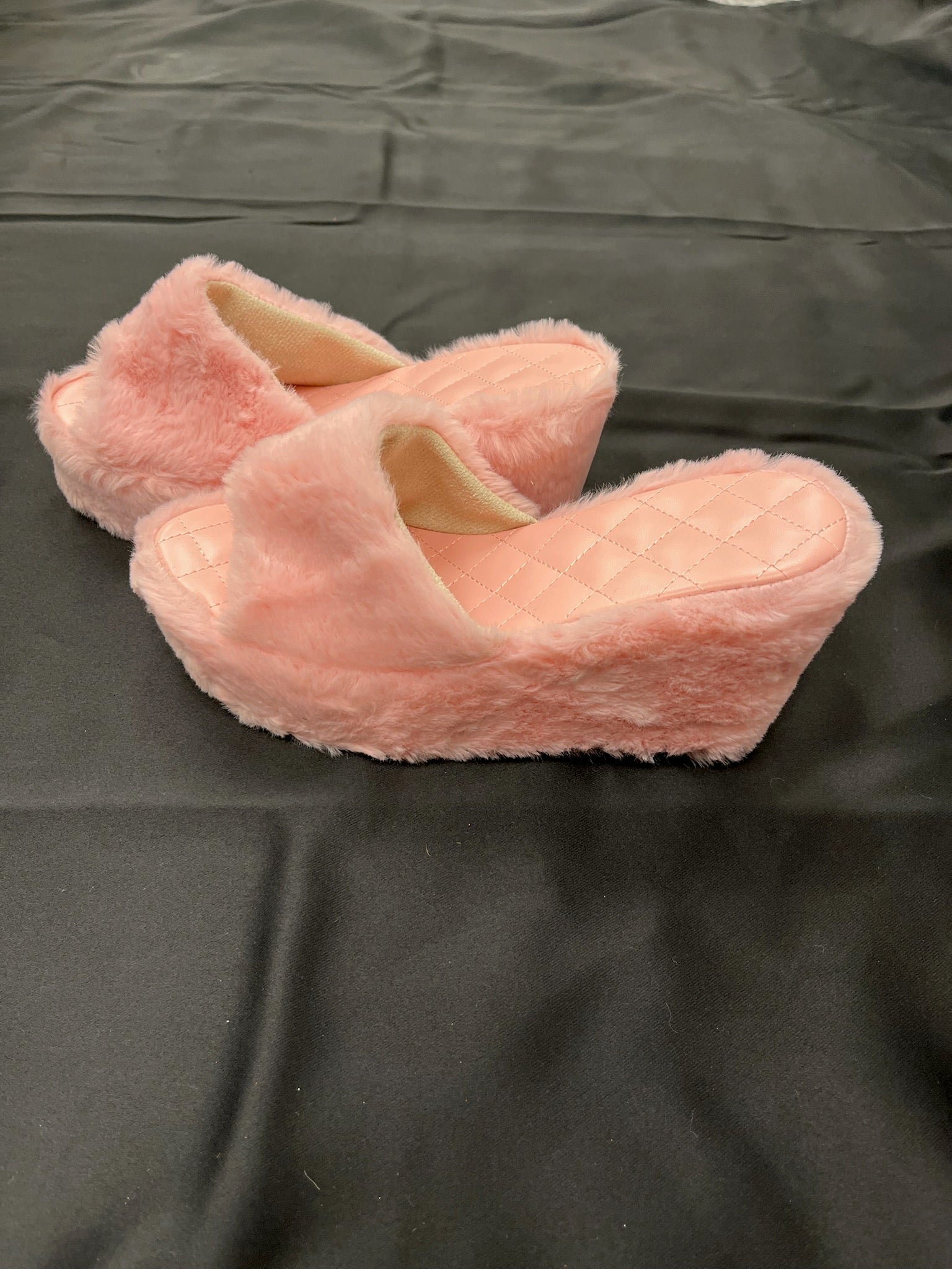 Women’s Pink Fluffy Wedges