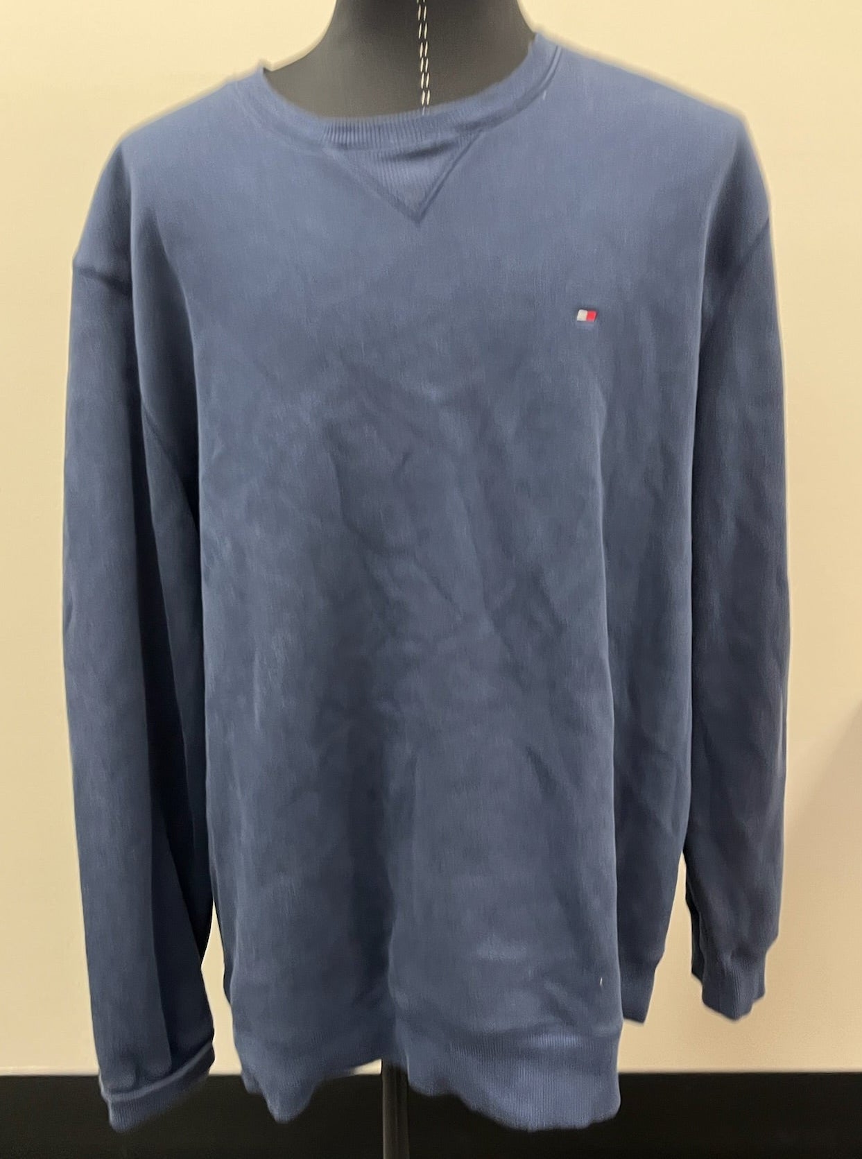 Used Men’s Blue Sweater Shirt