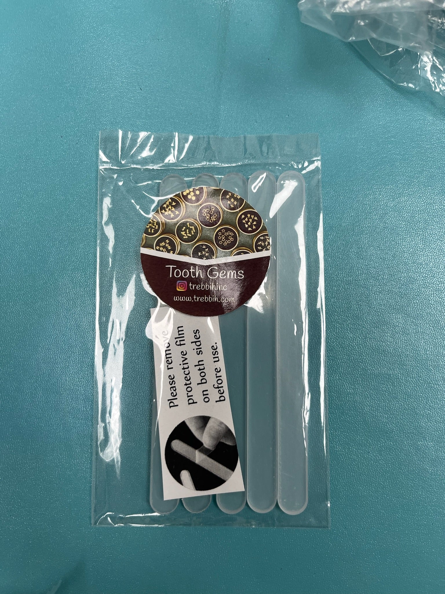 New Tooth Gem Sample Sticks