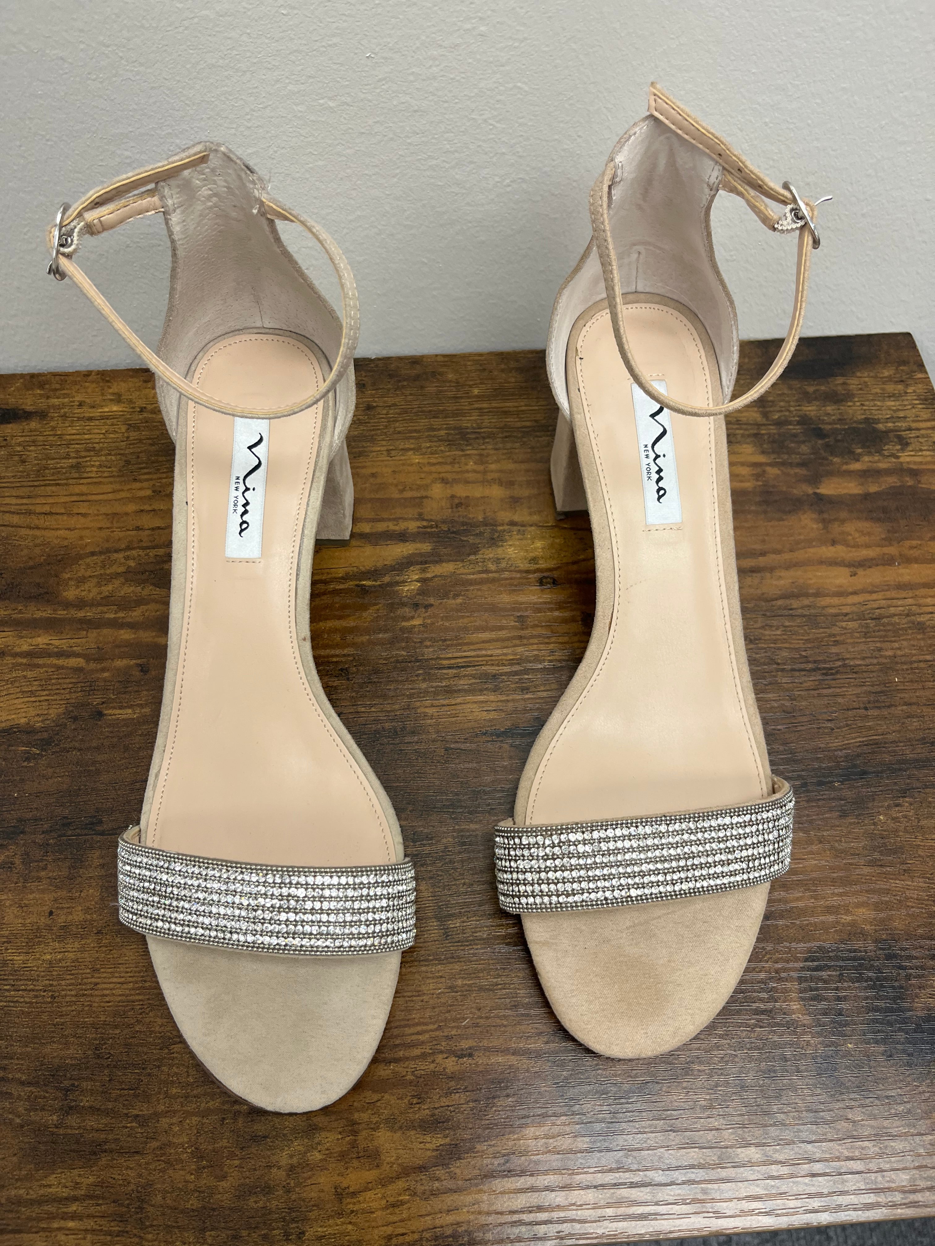Used Women’s Tan Sparkly Heels