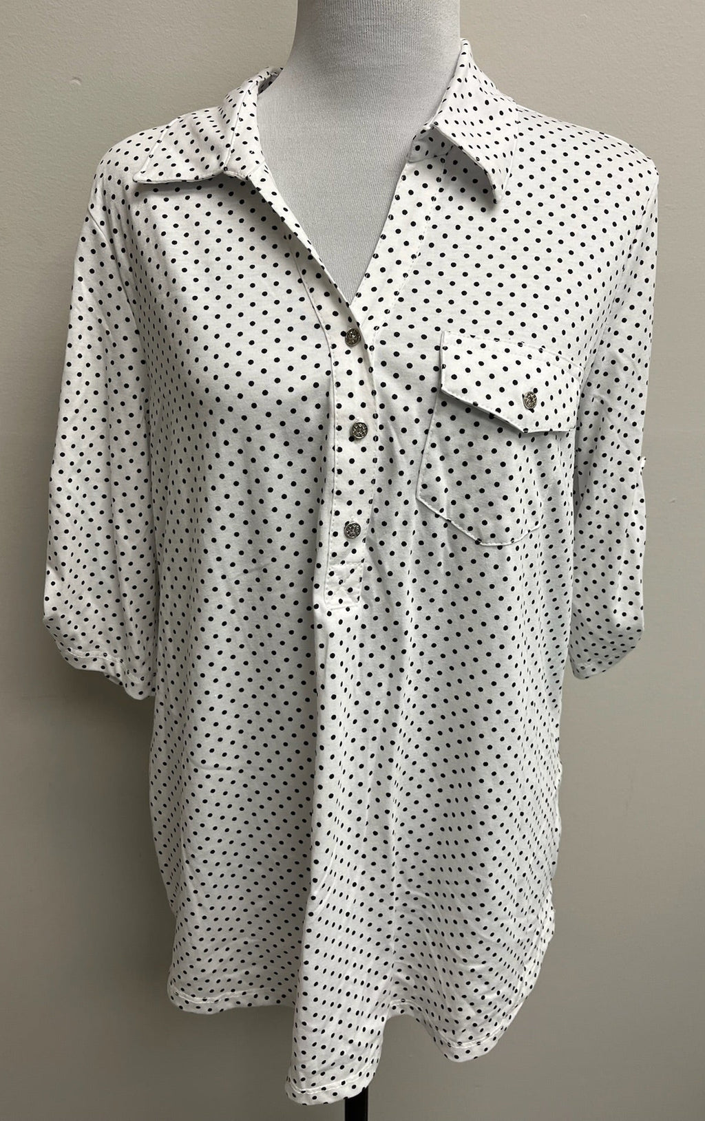 Used Women’s Polka Dot Shirt