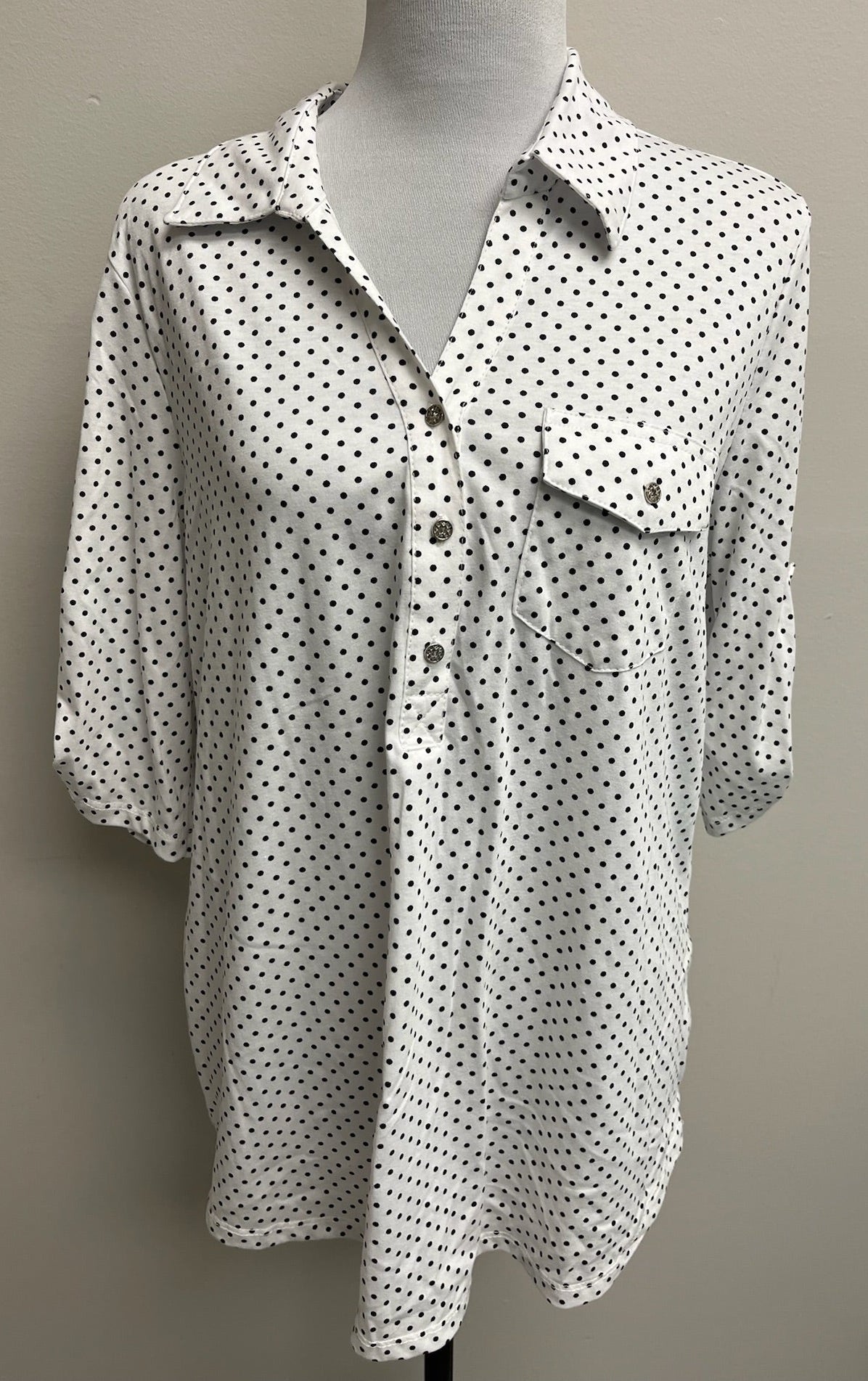 Used Women’s Polka Dot Shirt