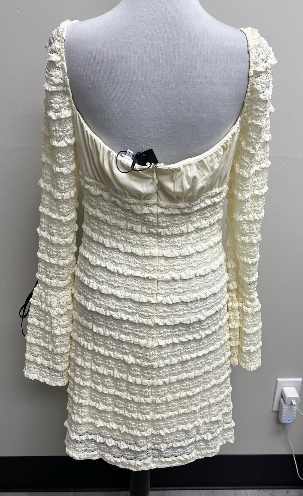 New Women’s White Dress