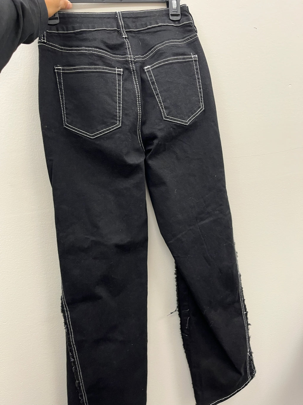 New Women’s Black Jeans
