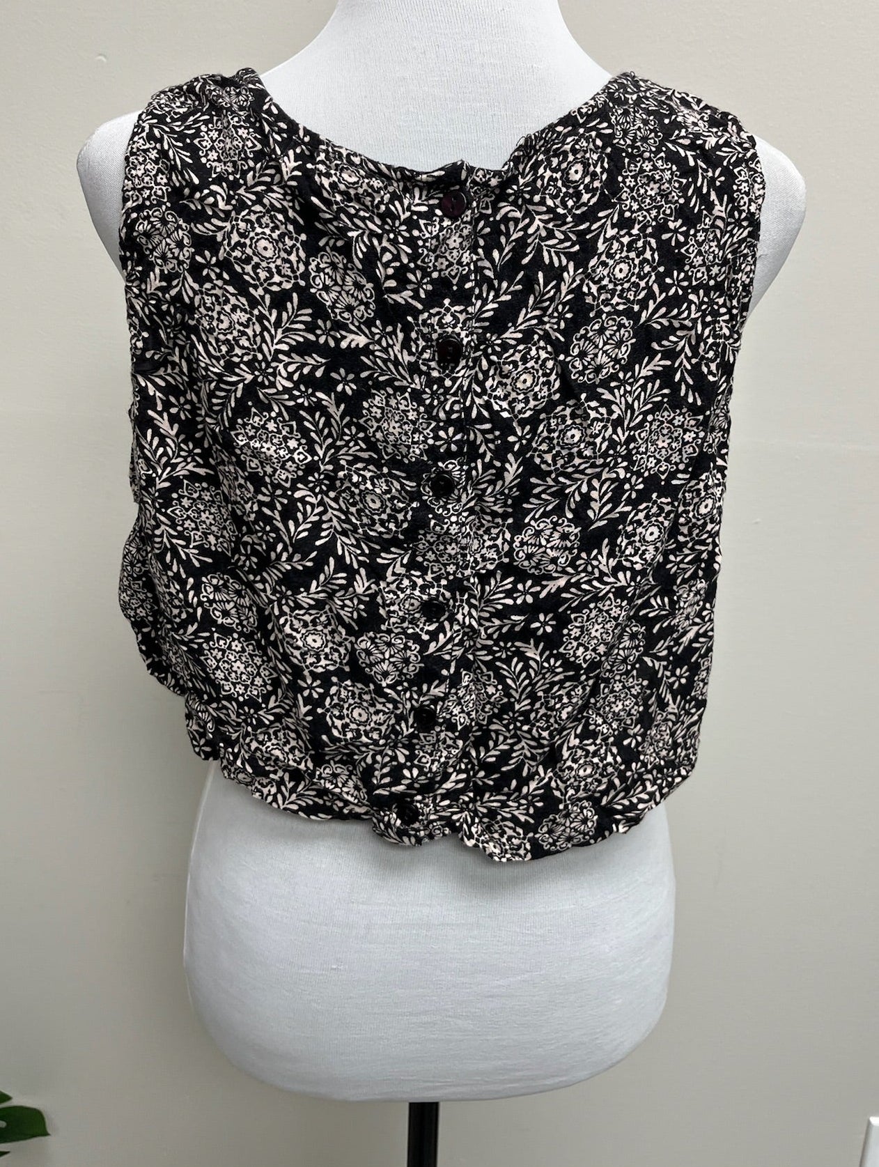 Used Women’s Boho Crop Top