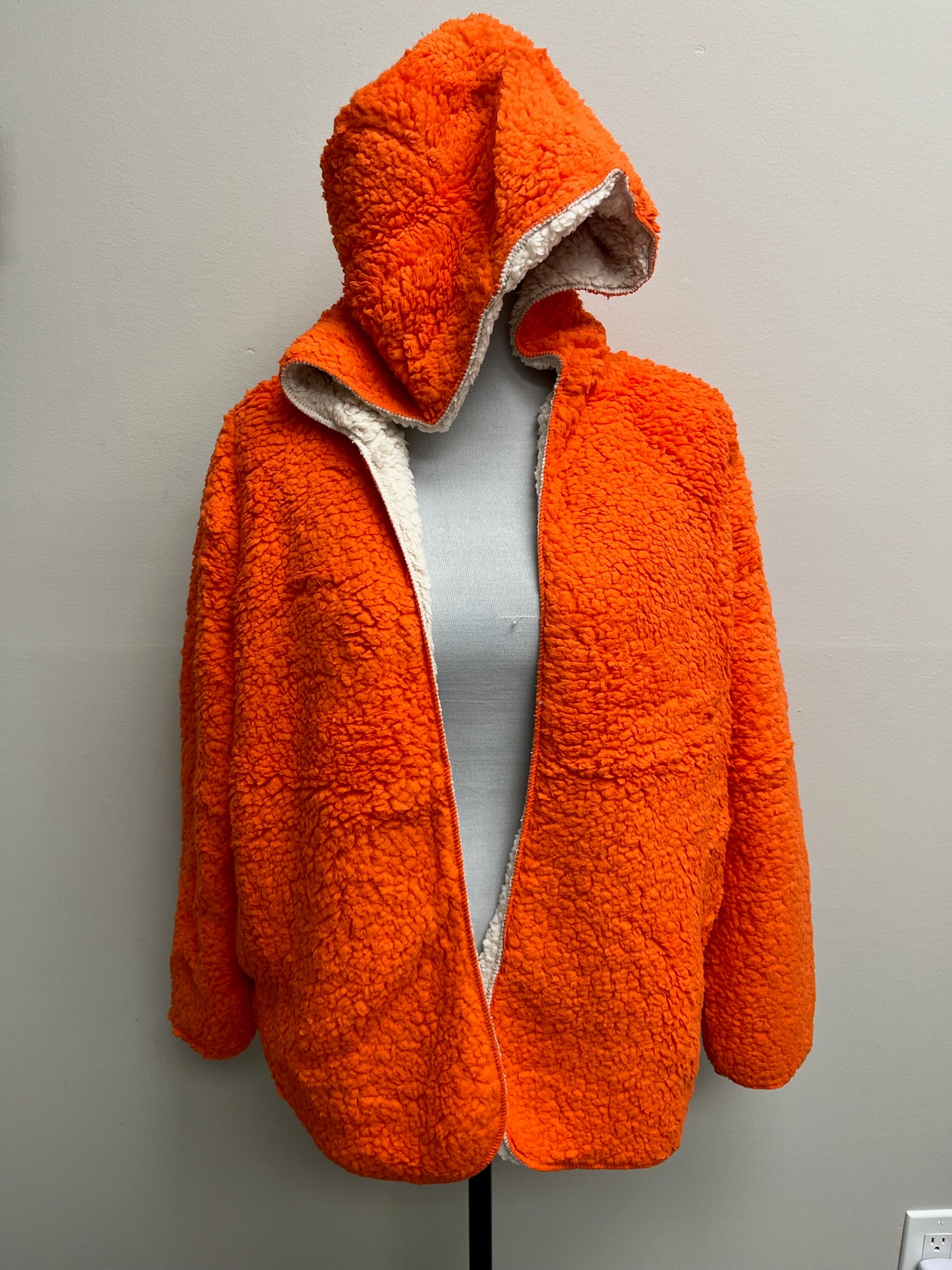 New Women’s Reversible Sherpa Sweater Jacket