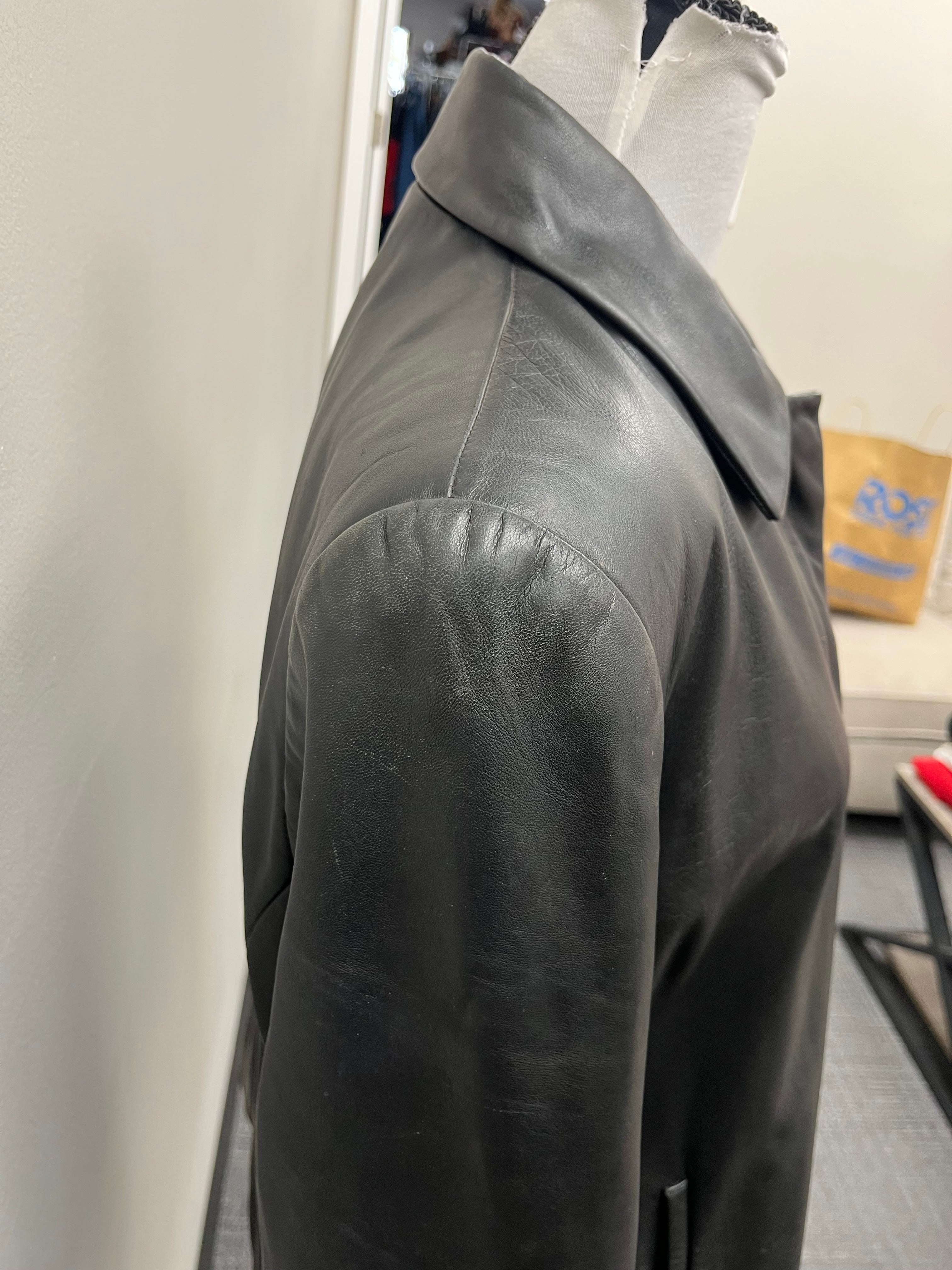 Used Women’s Black Jacket
