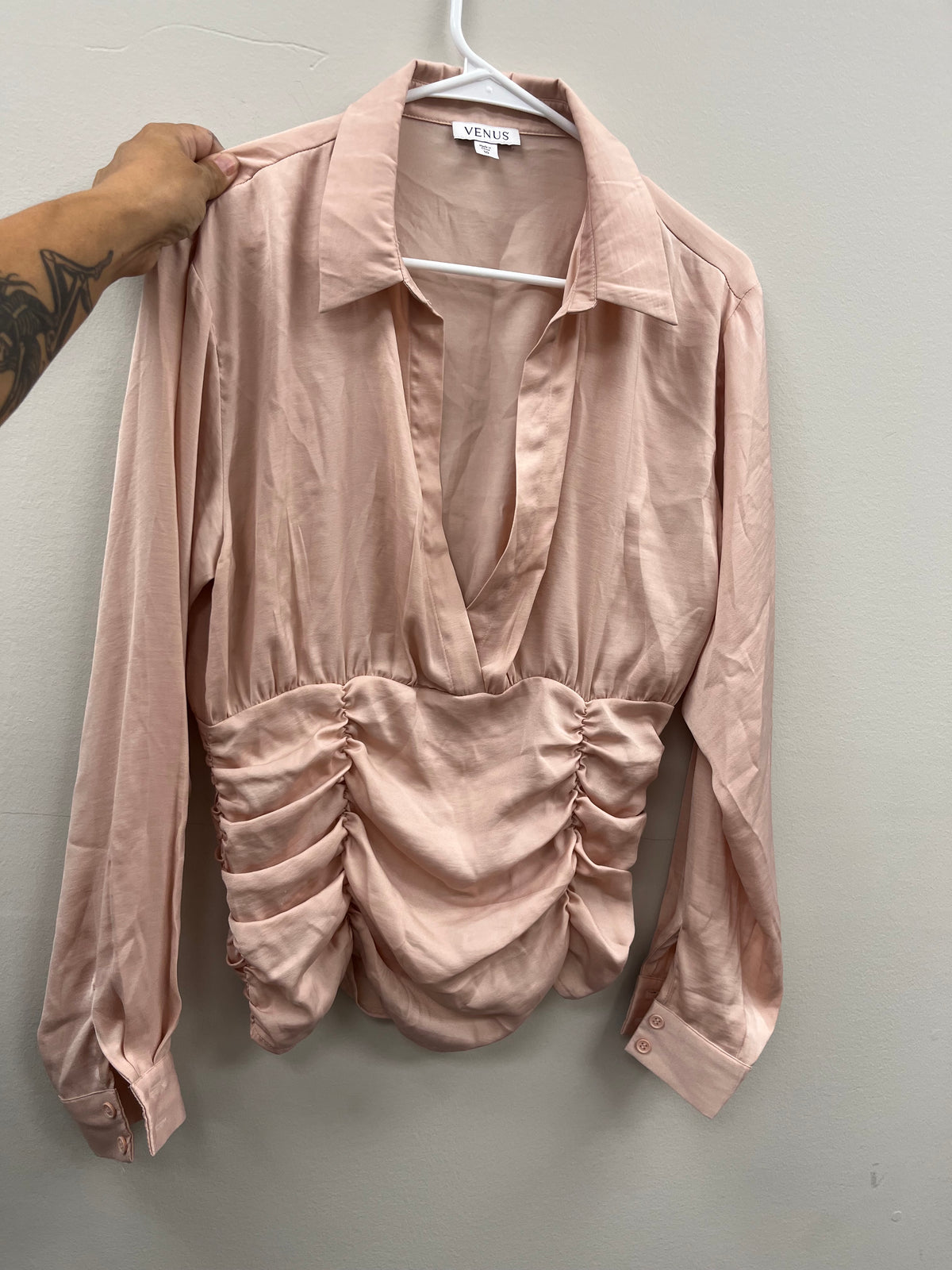 Used Women’s Pink Blouse