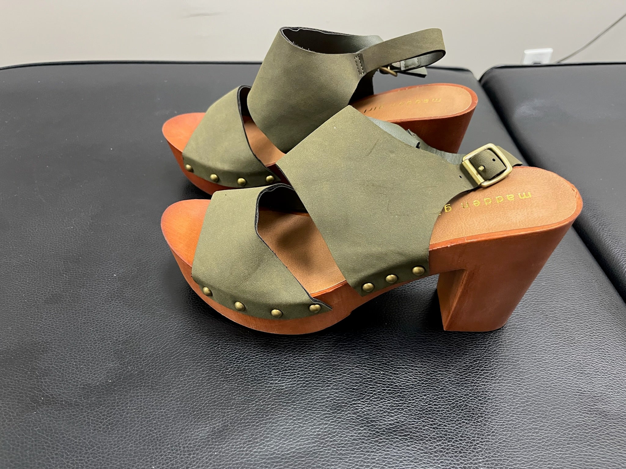 Women’s Green Heels