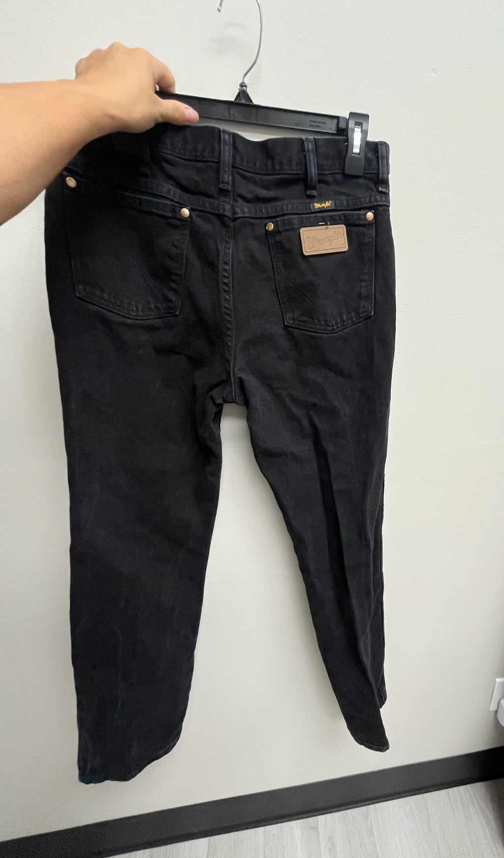 Used Men’s Black Jeans
