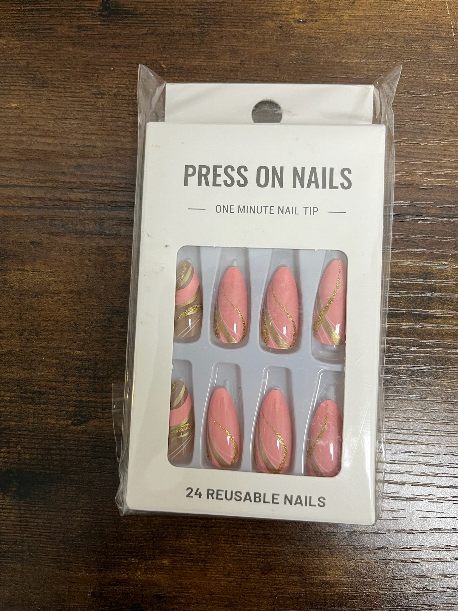 New Pink & Gold Nail Set